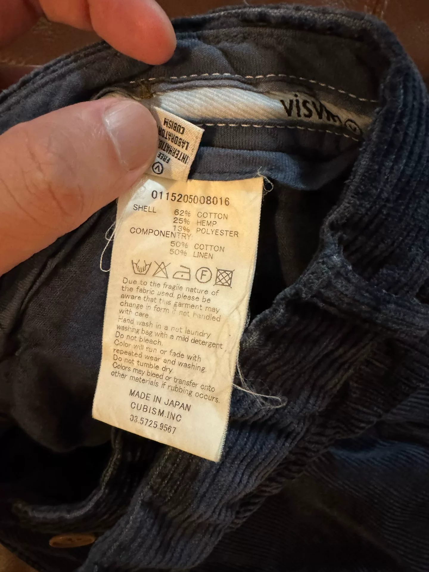 VISVIM High-Water Cropped Pants HW — label