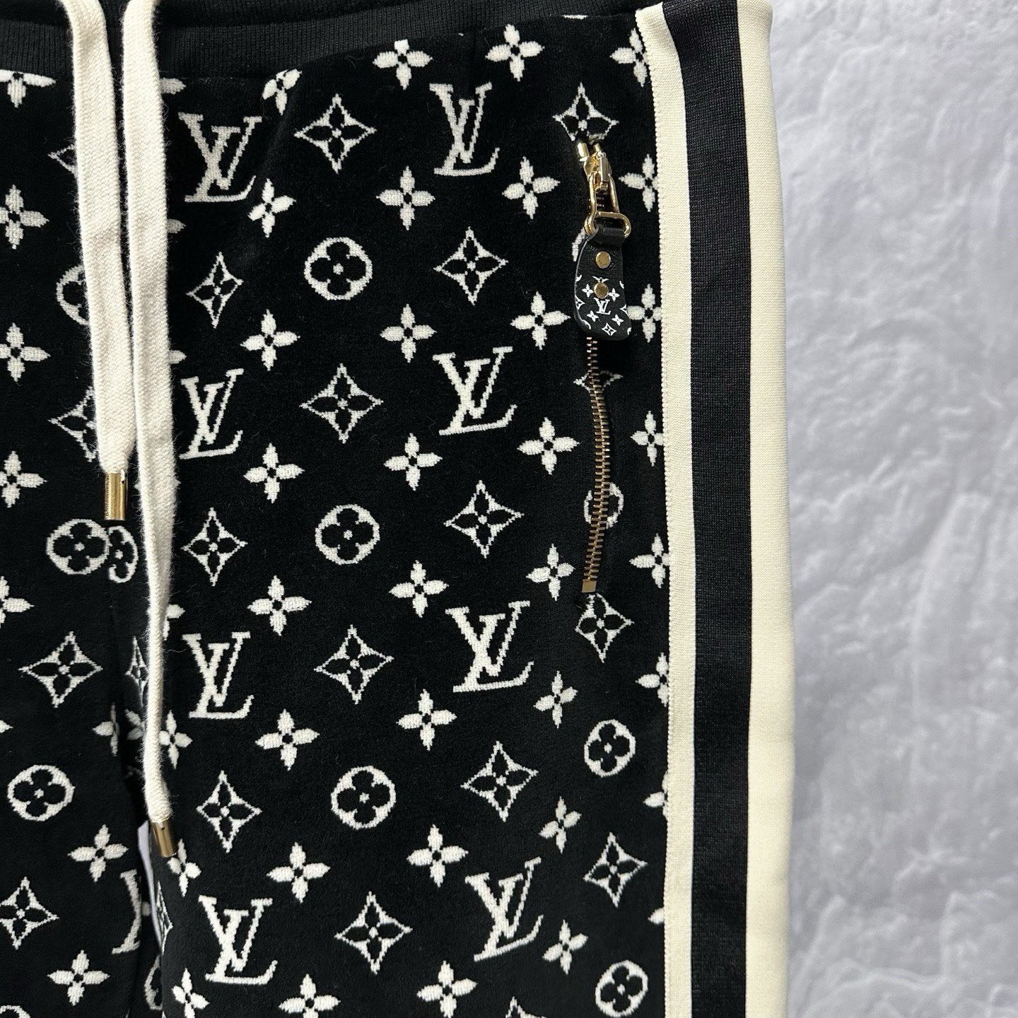 Louis Vuitton Logo Velvet Side Stripe Pants — detail