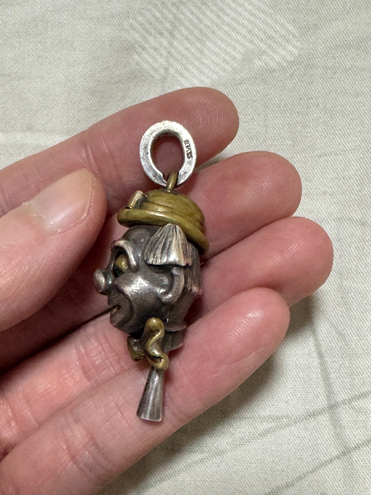 Peanuts & Co MADNESS Clown Pendant — label