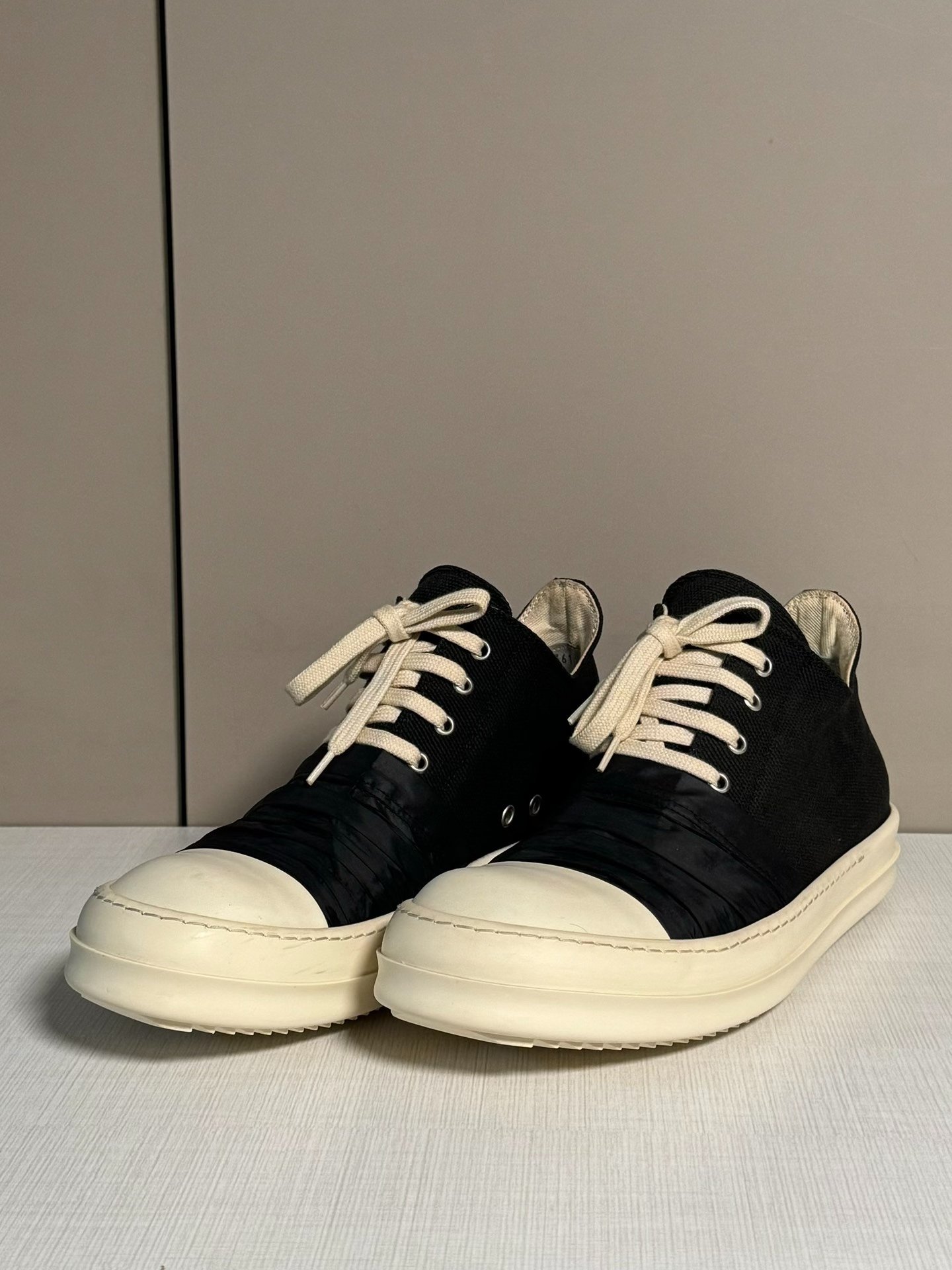 Rick Owens Low-Top Black Sneakers