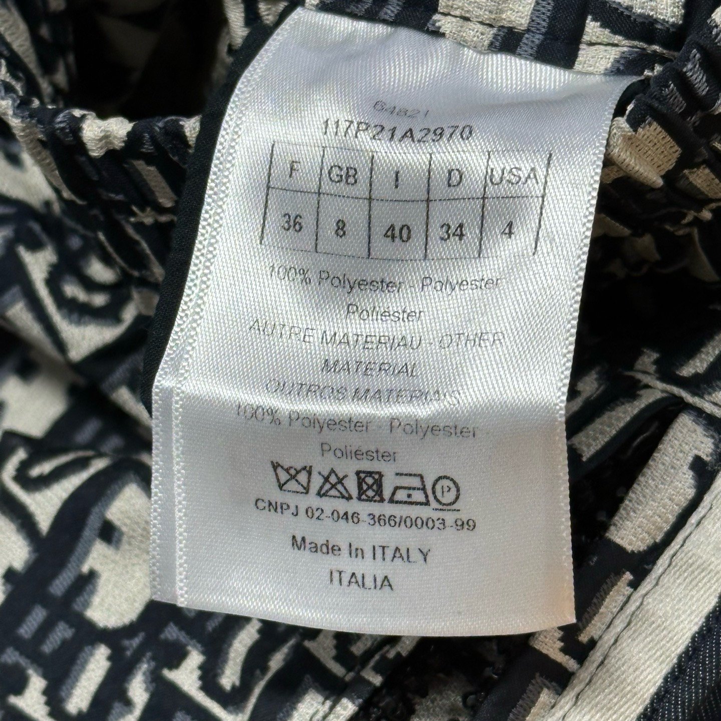 Dior Black White Jacquard Logo Zip Shorts — label