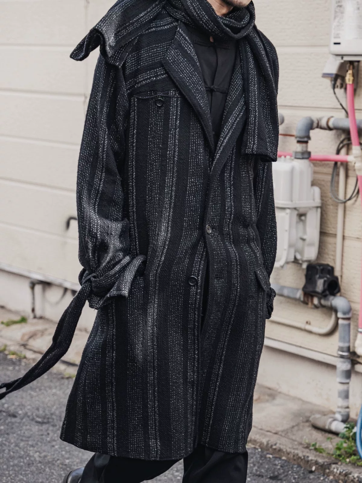 Yohji Yamamoto 24ss Detachable Scarf Coat — back