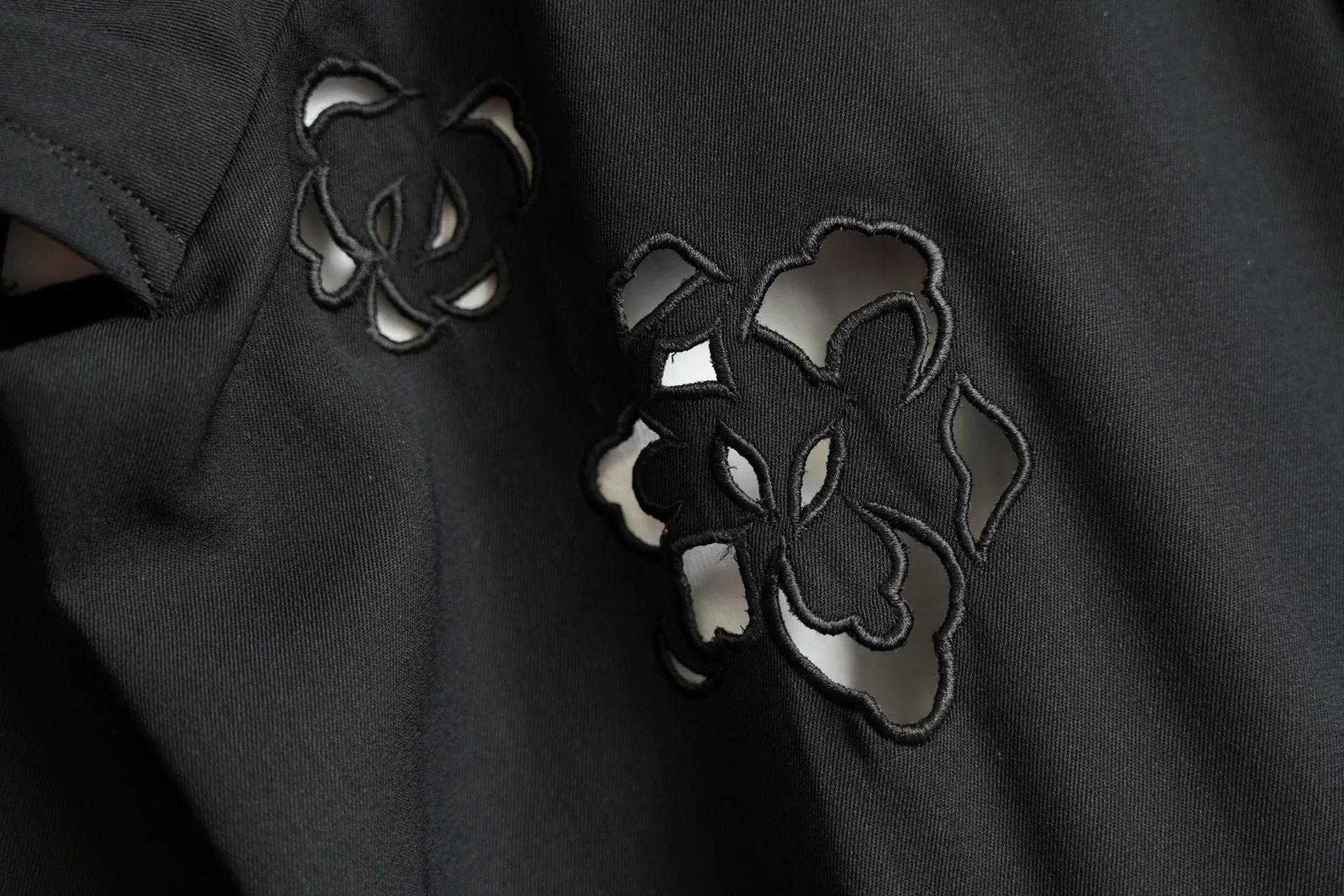 Yohji Yamamoto 96SS Rose Cut-Out Jacket — label