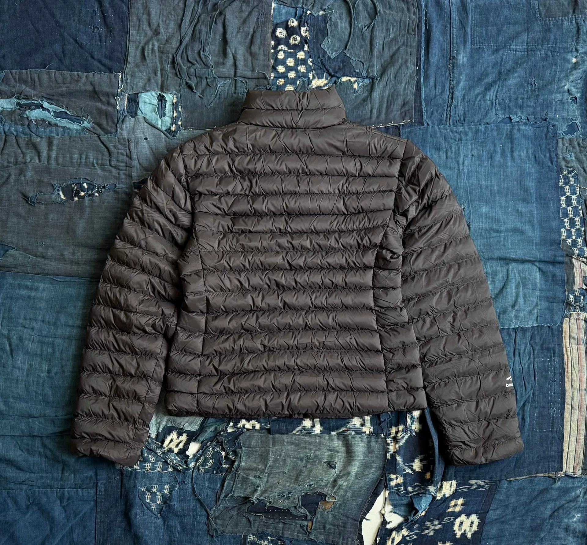 Balenciaga FW23 Ski 3B Slim Puffer Jacket — detail