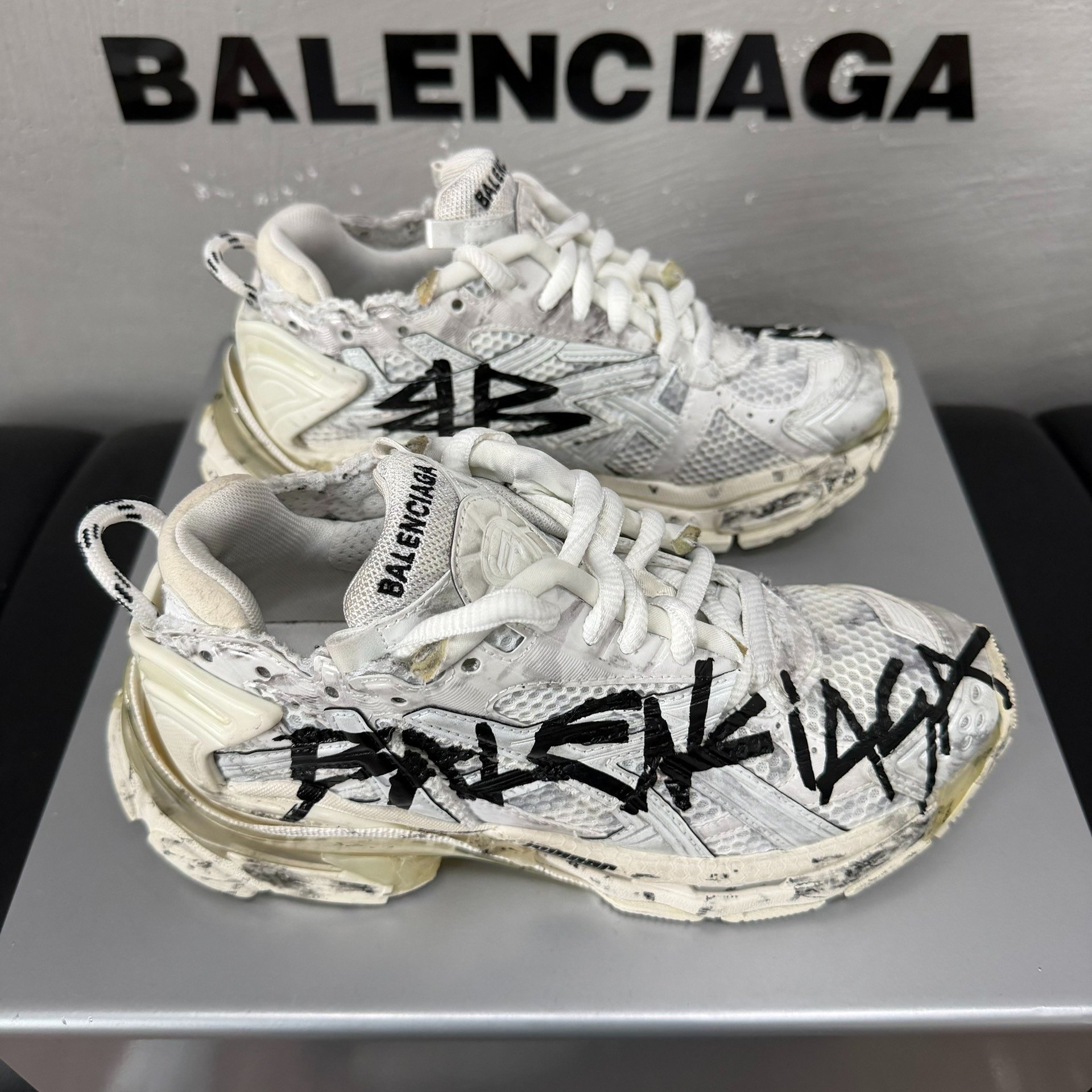 Balenciaga Runner Black White Dad Shoes — back