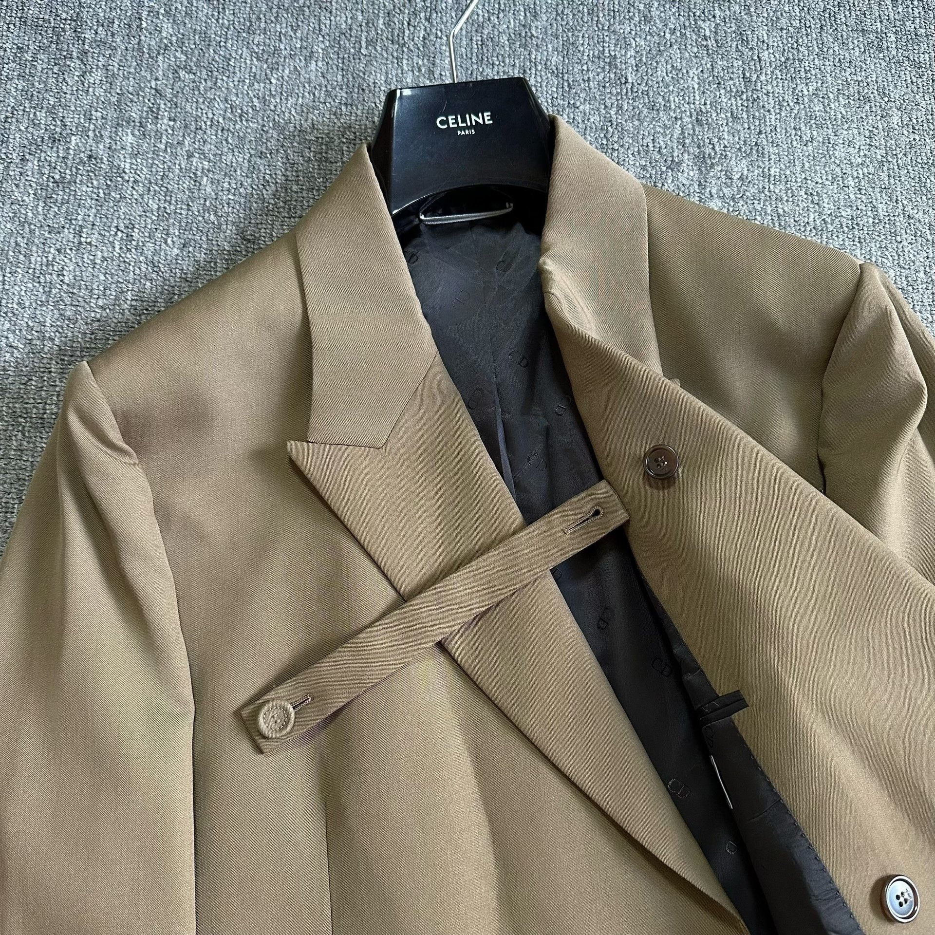 Dior Light Brown Double-Breasted Wool Blazer — detail