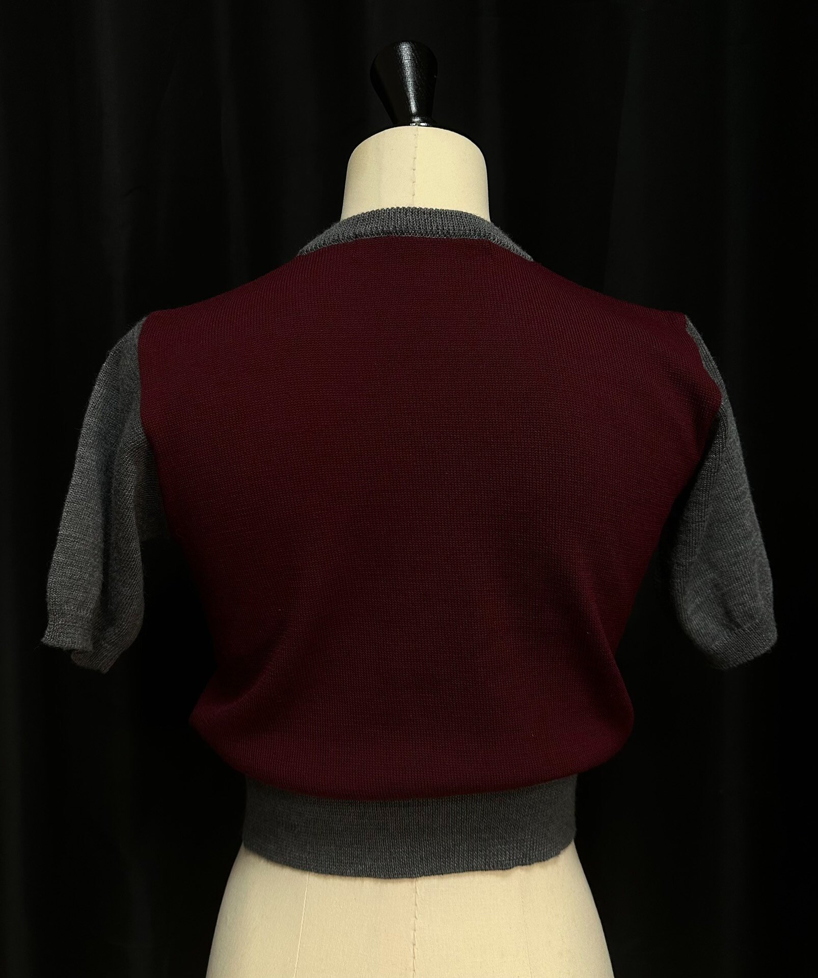 Comme des Garçons 1970s Deconstructed Top — detail