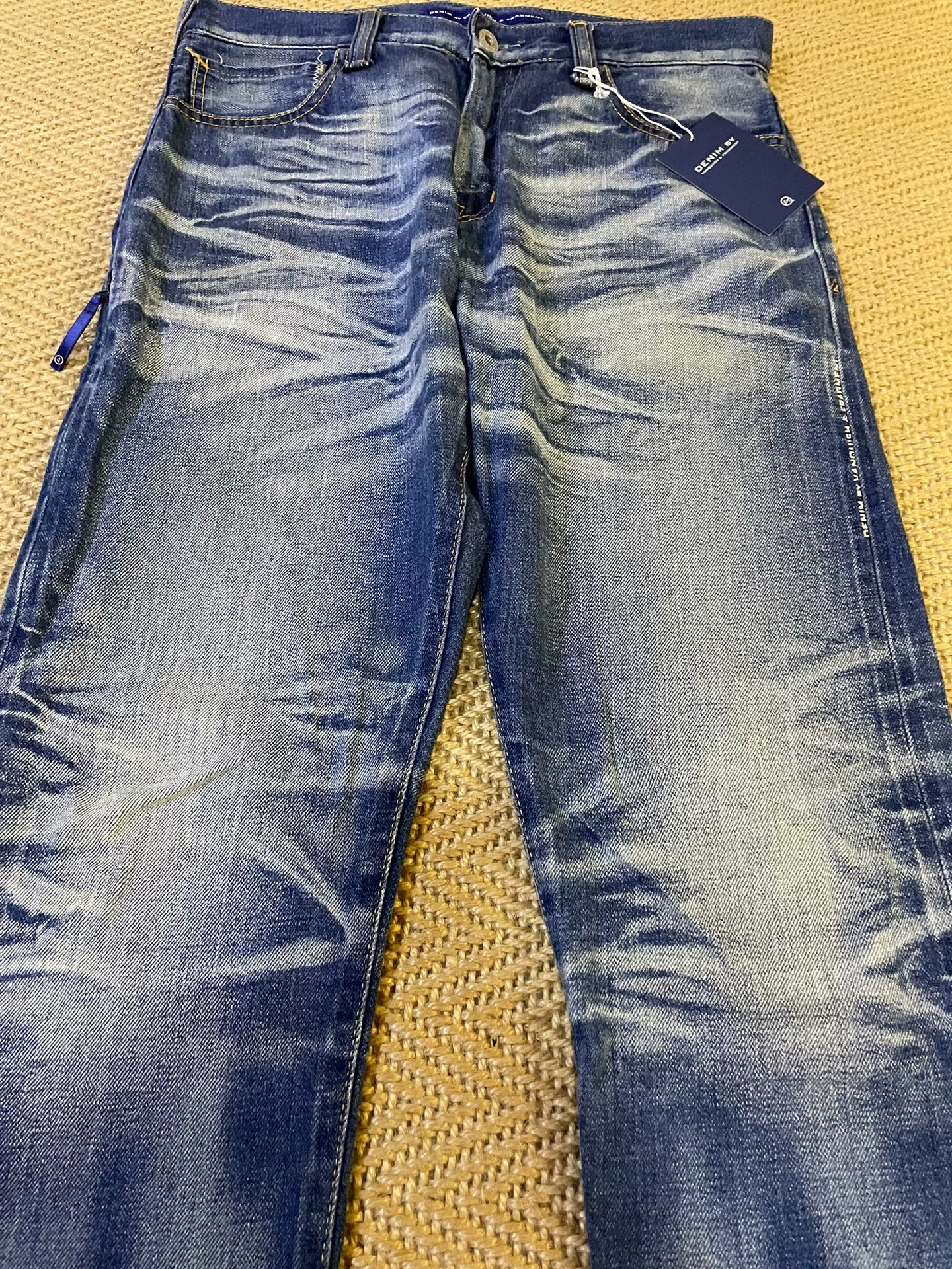 Vanquish & Fragment Cropped Denim Jeans — detail