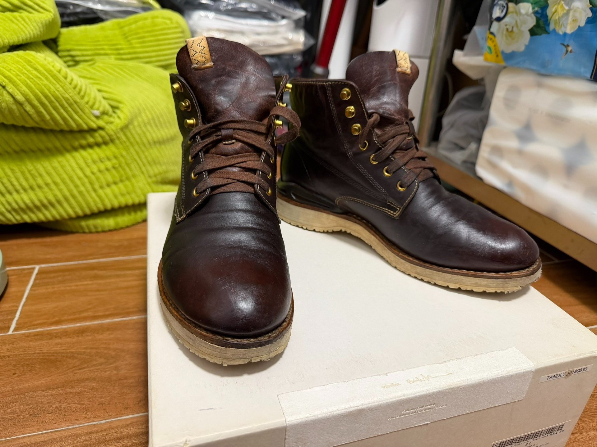 visvim 18AW Virgil Folk Boots — front