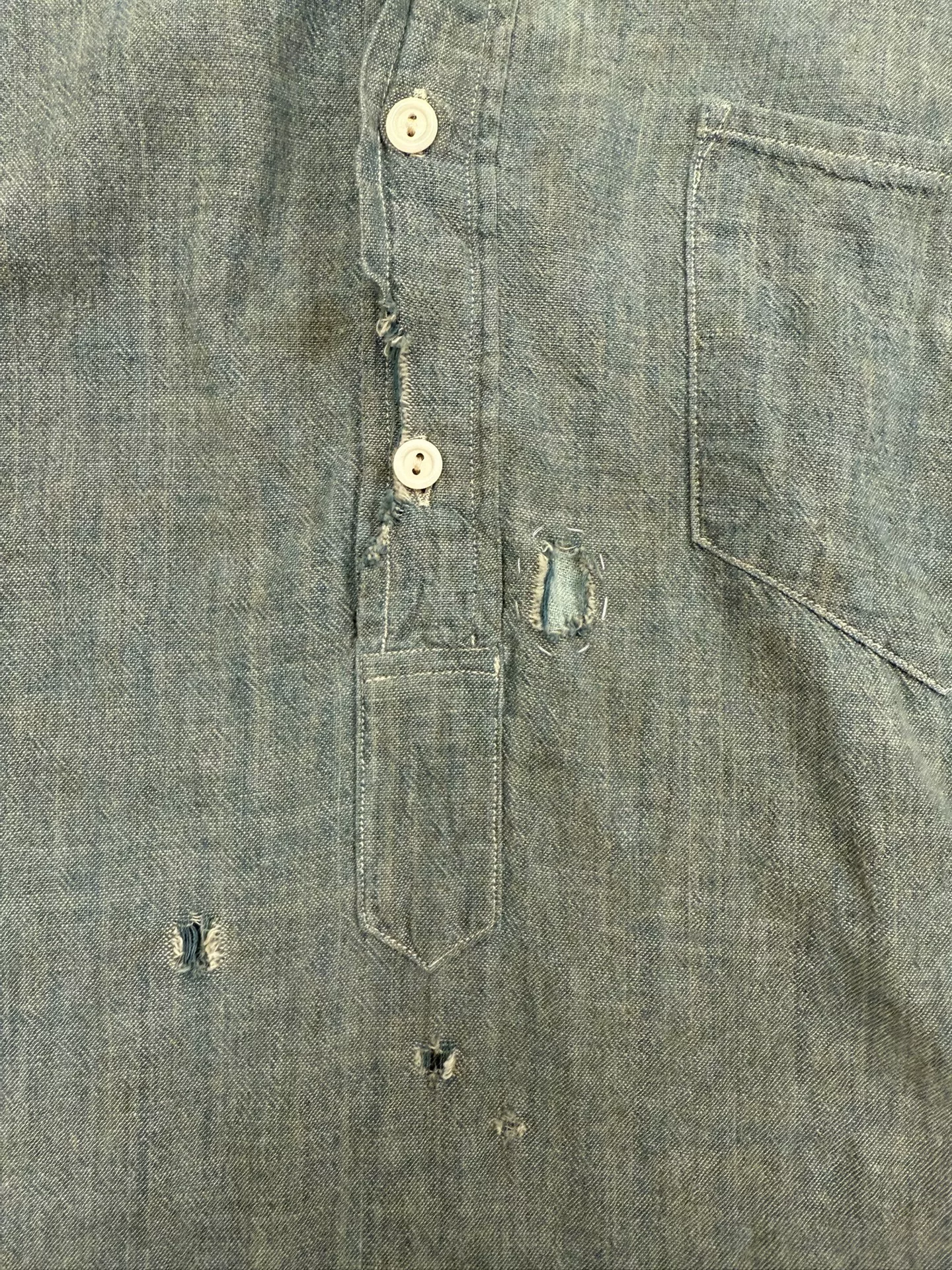 Levi's Men's LVC Vintage Long-Sleeve Shirt — back
