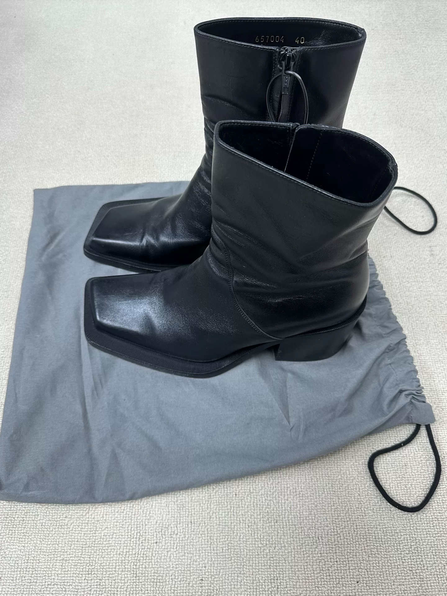 Balenciaga Glove Smooth Calf Leather Short Boots