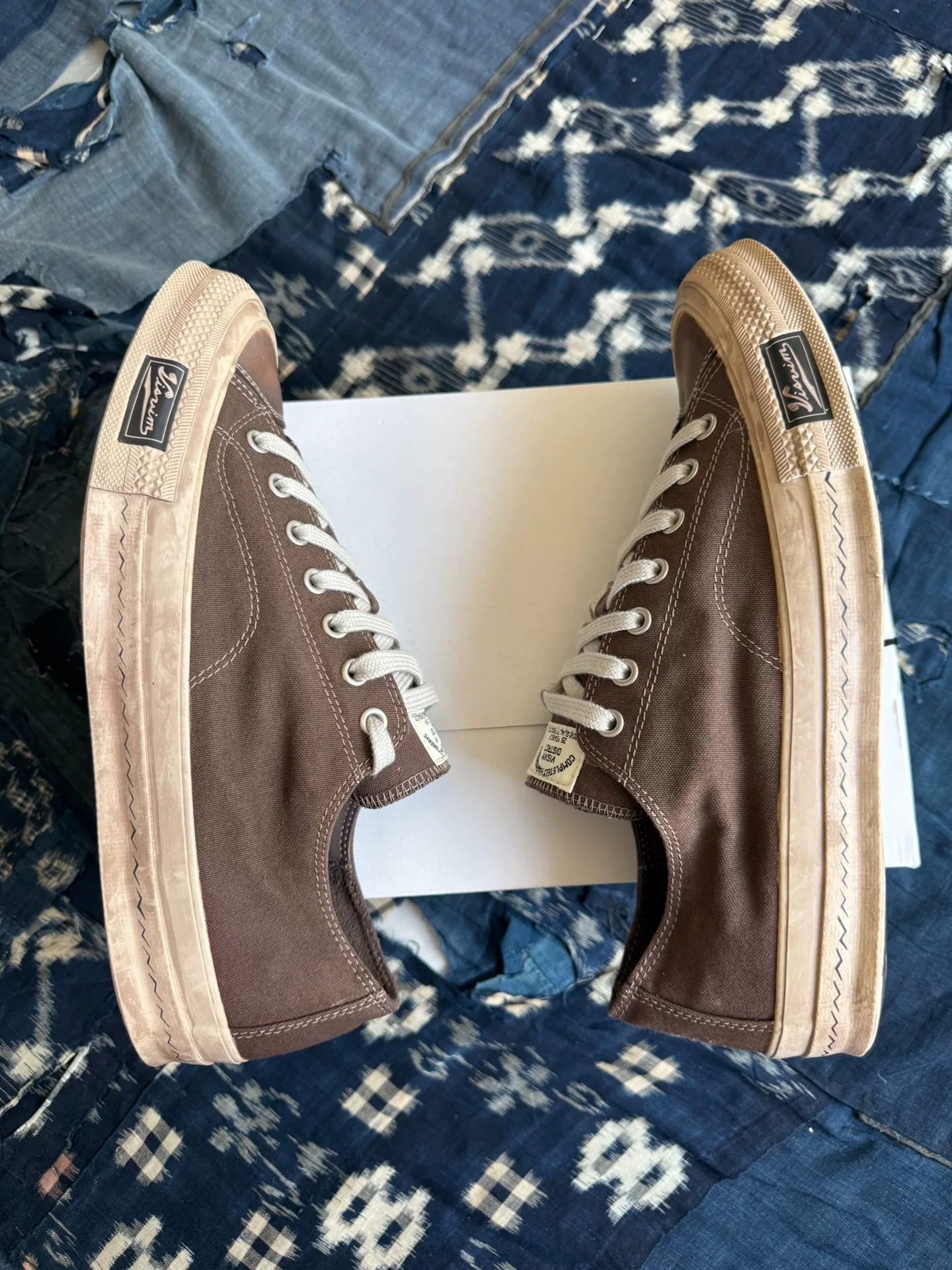 VISVIM 25AW Skagway LO Mud-Dyed Canvas Sneakers — detail