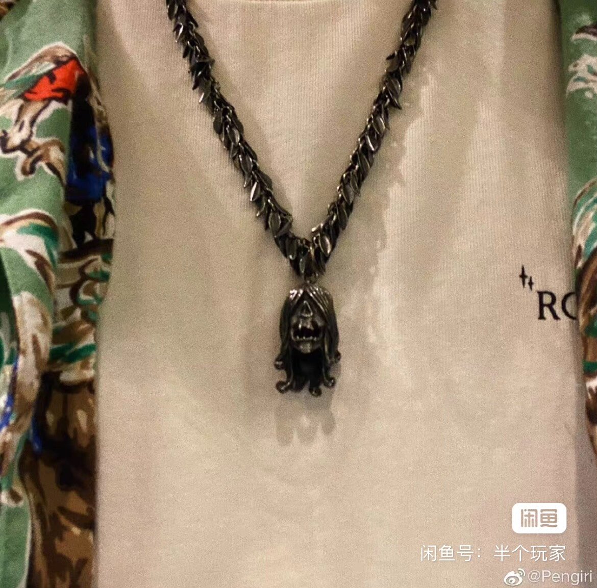 UNDERCOVER 06SS Ghost Head Necklace