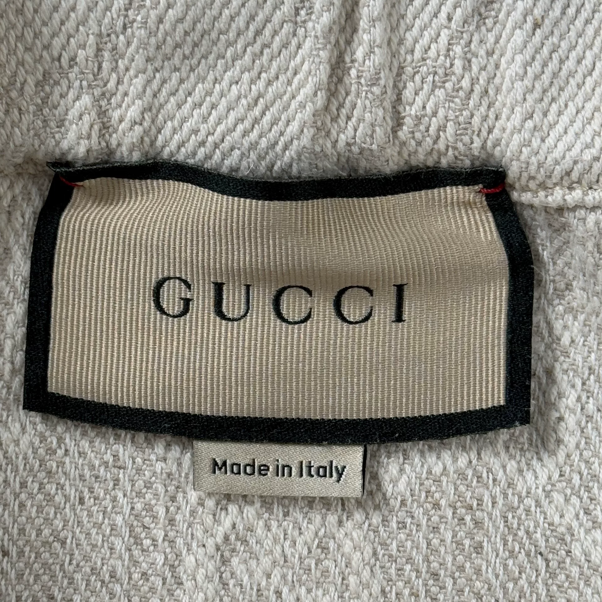 Gucci Ivory All-Over Logo Short-Sleeve — detail