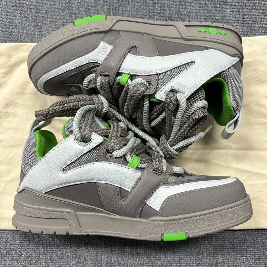 Louis Vuitton Skate Low-Top Leather Sneakers — back