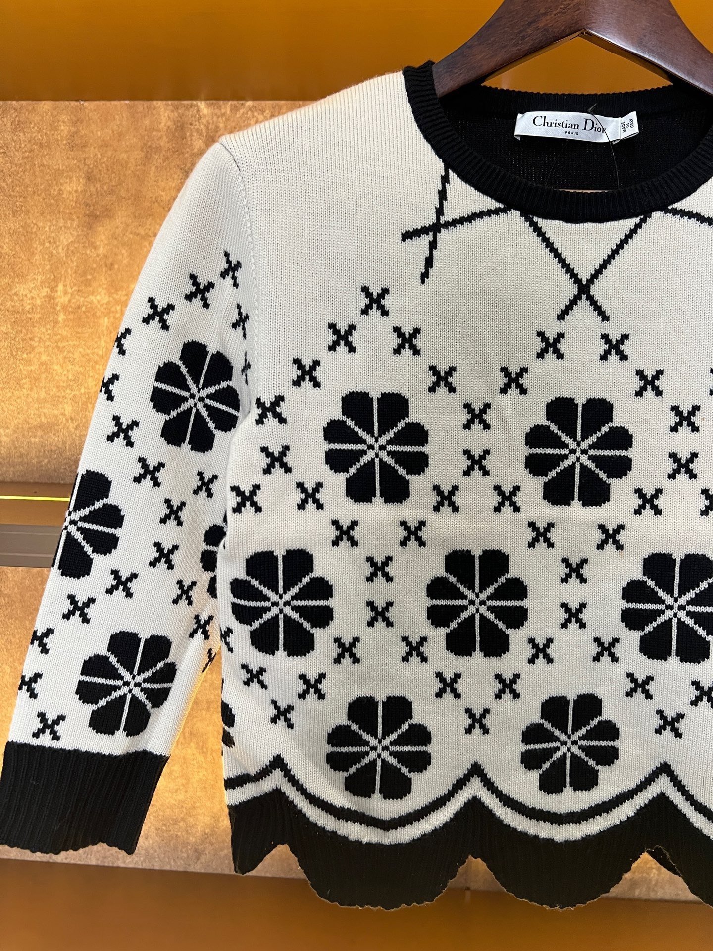 Dior Lucky Clover Knit Short Sleeve — detail