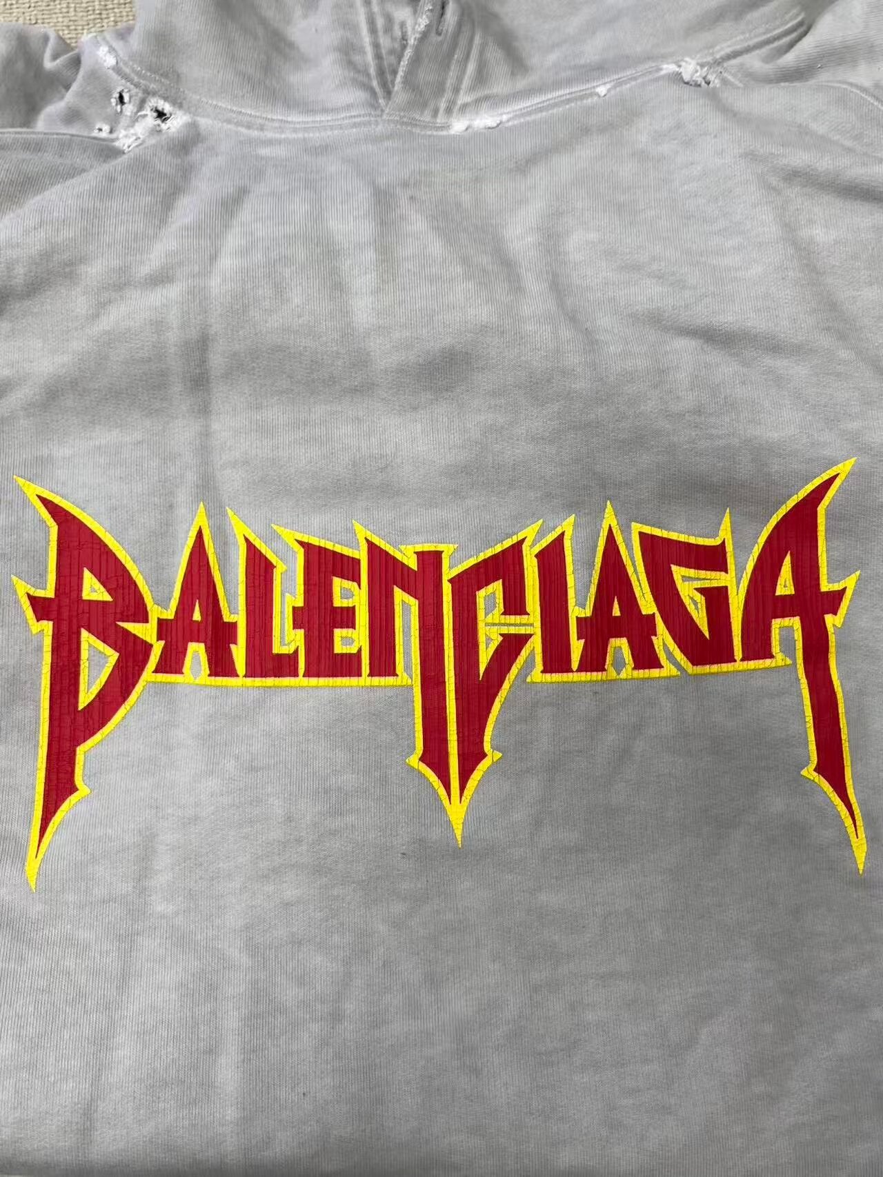 Balenciaga Logo Print Loose Hoodie — detail