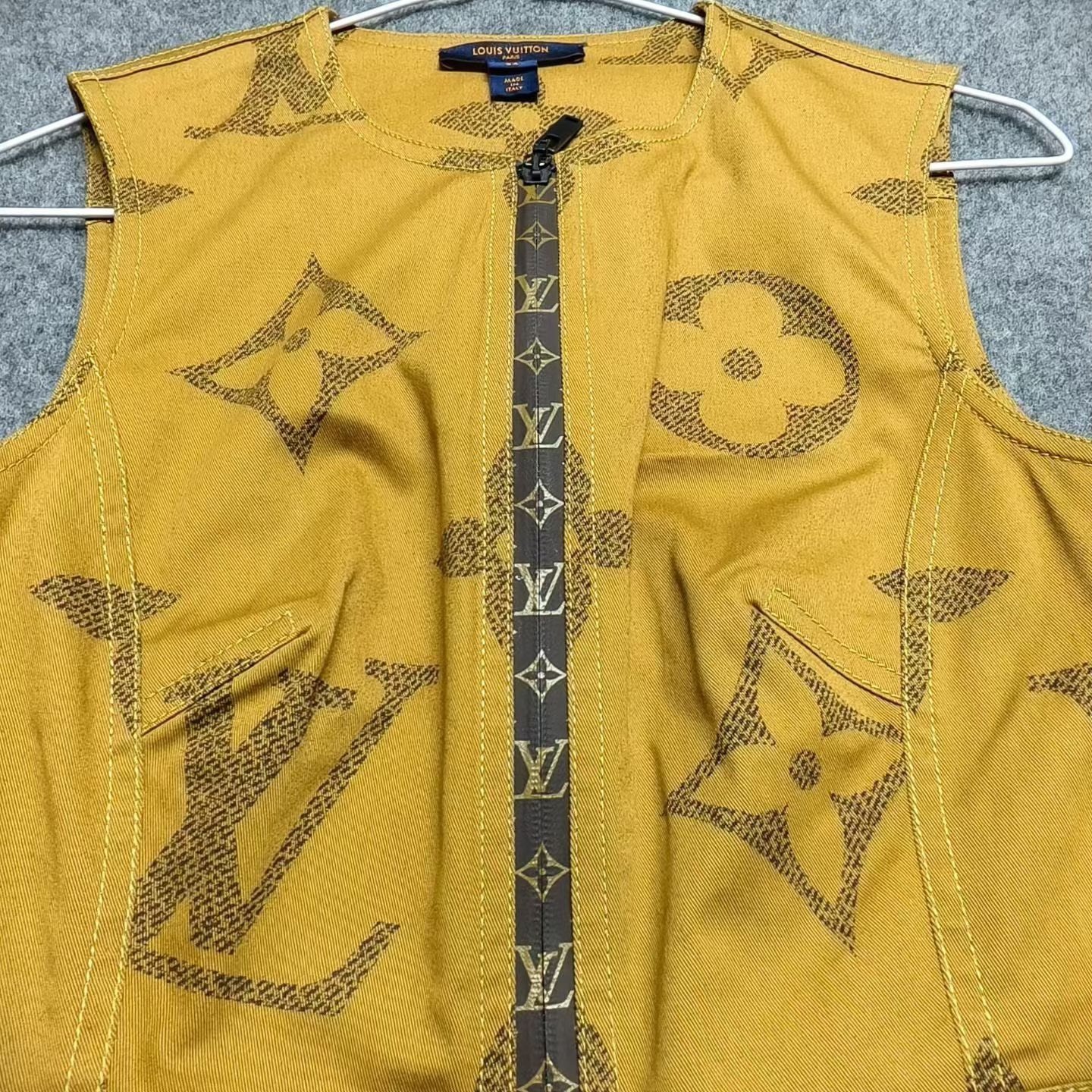 Louis Vuitton Brown Monogram Sleeveless Dress — detail