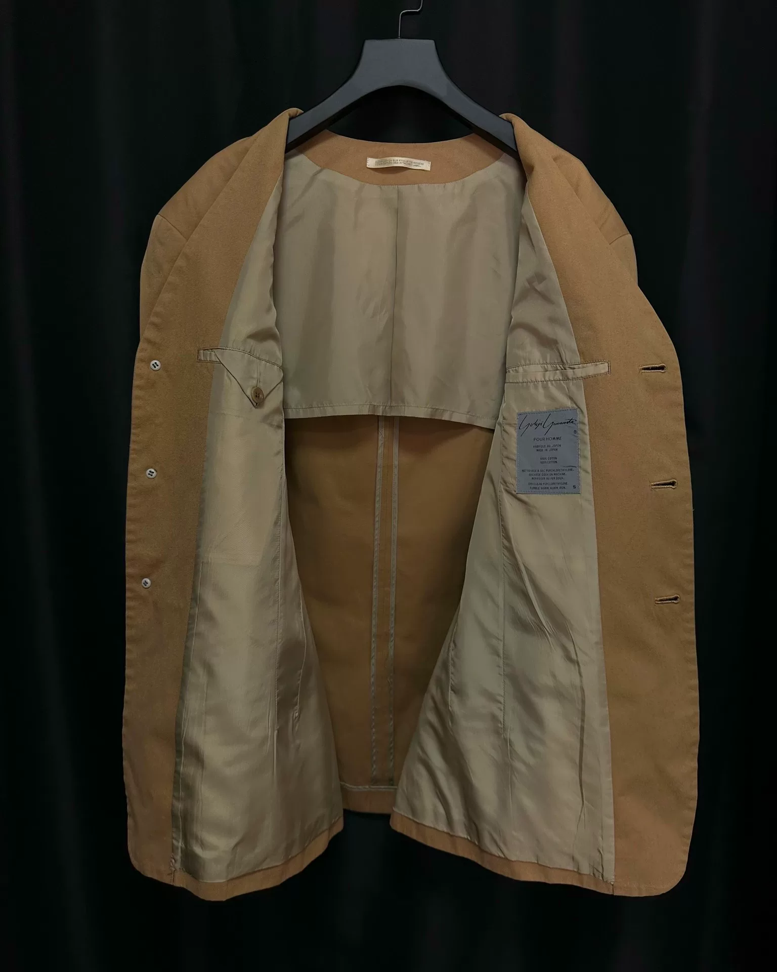 Yohji Yamamoto 90s Collarless Coat — detail