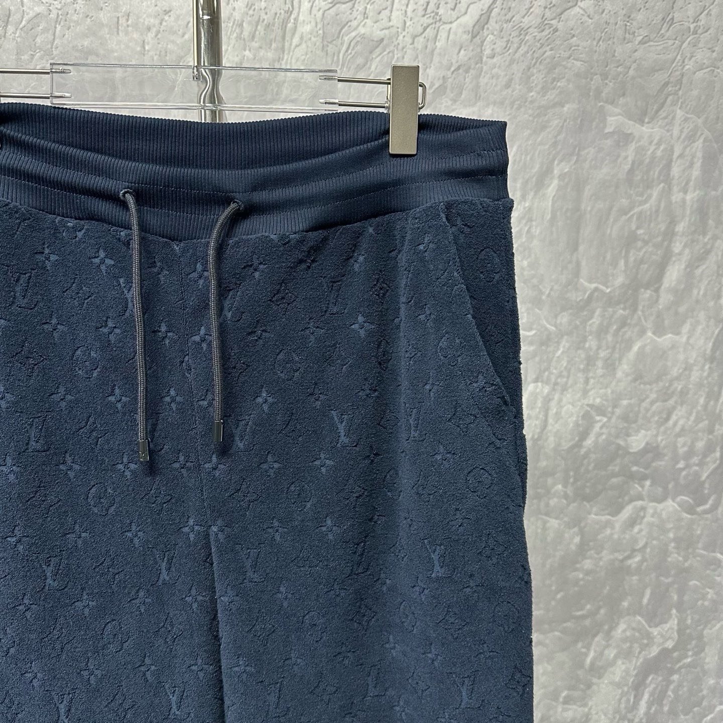 Louis Vuitton FW25 Men's Terry Shorts — detail