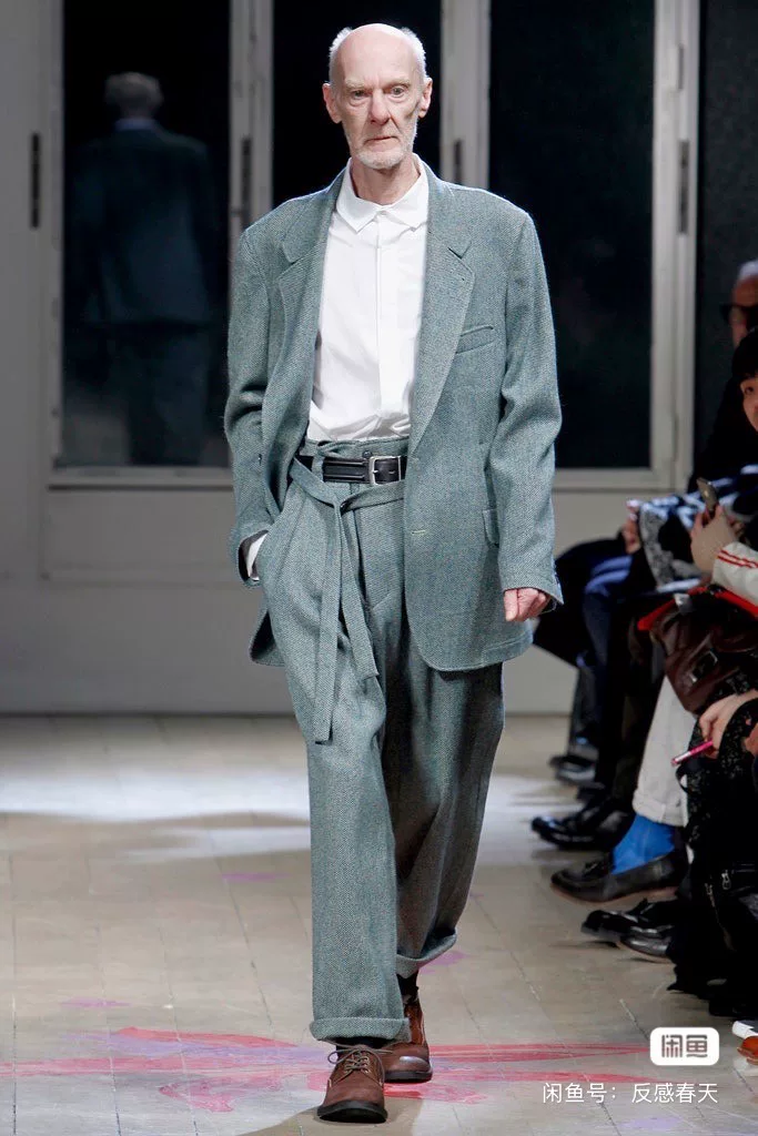Yohji Yamamoto 19AW Mafia Belted Jacket — front