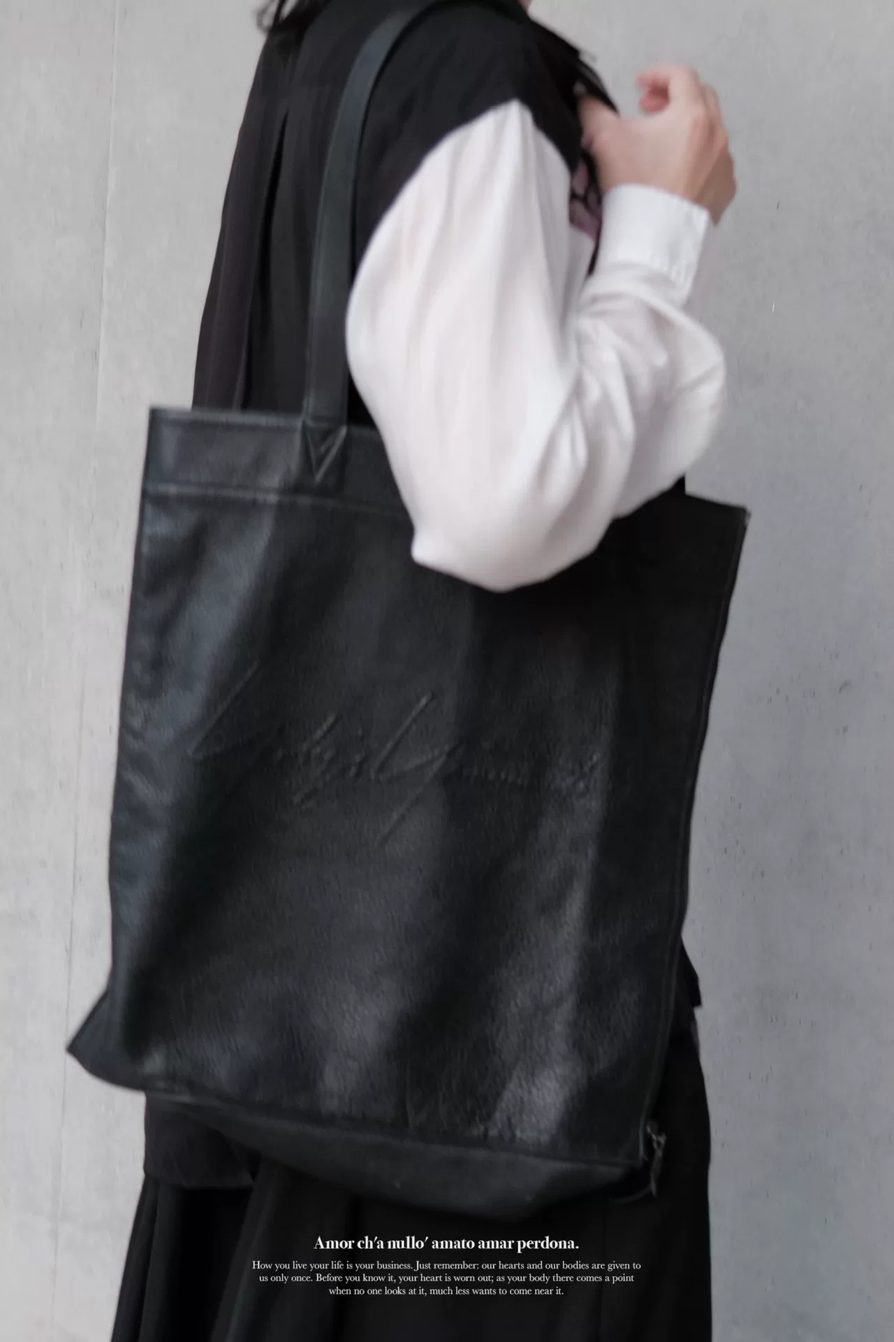 Yohji Yamamoto 19SS Embossed Leather Tote — back