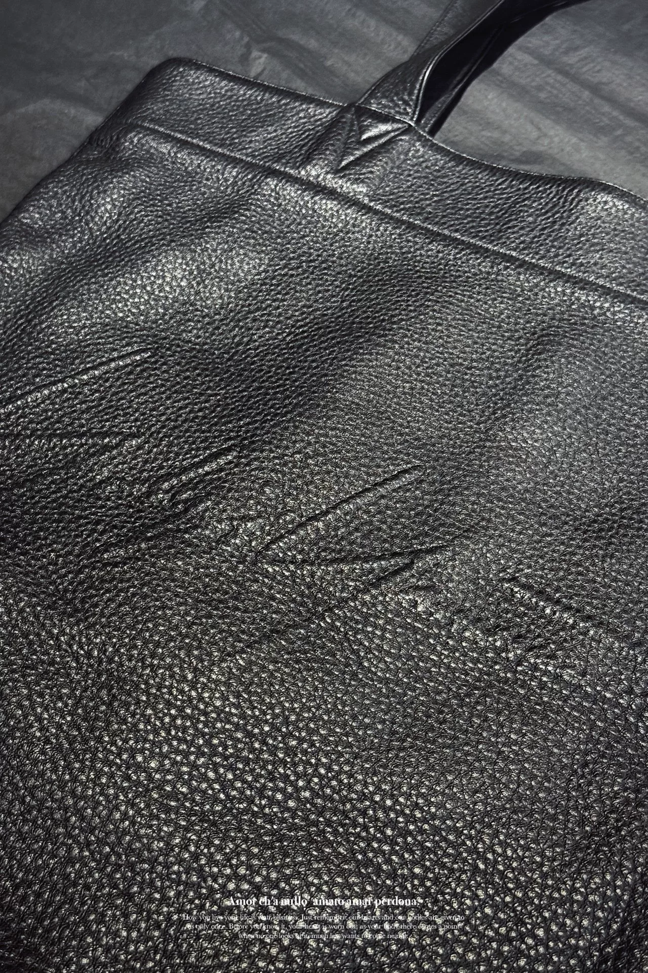 Yohji Yamamoto 19SS Embossed Leather Tote — detail