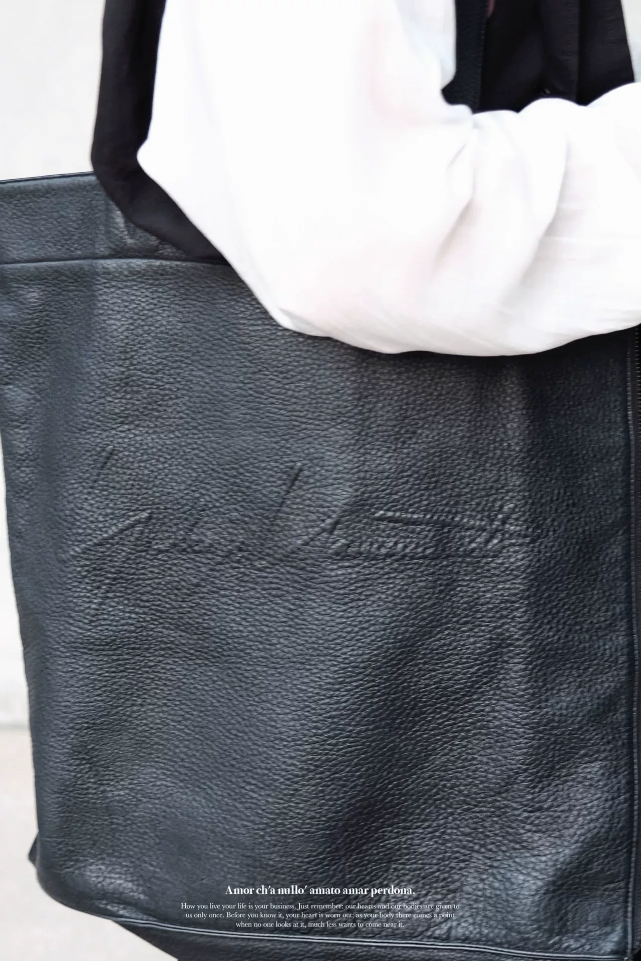 Yohji Yamamoto 19SS Embossed Leather Tote — label