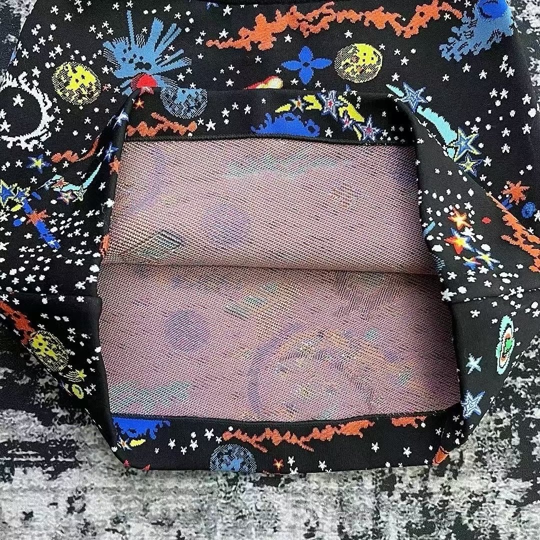 Louis Vuitton Planet Graffiti Knit Skirt — detail