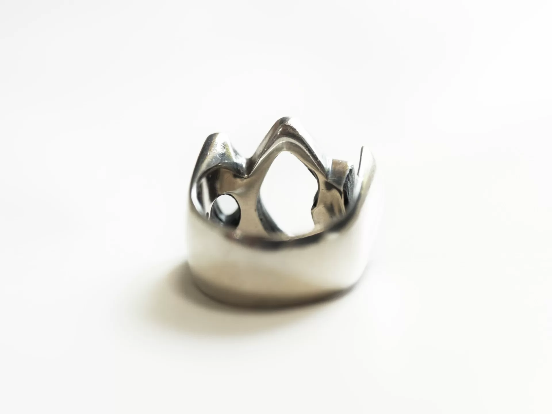Yohji Yamamoto Gothic Diamond Ring — back