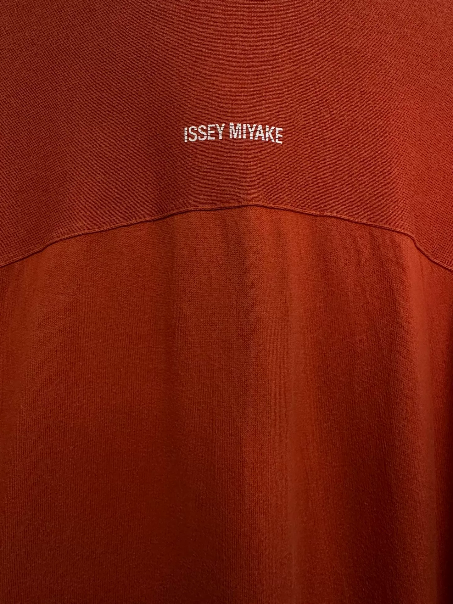 Issey Miyake 80s Red White Print Polo — detail