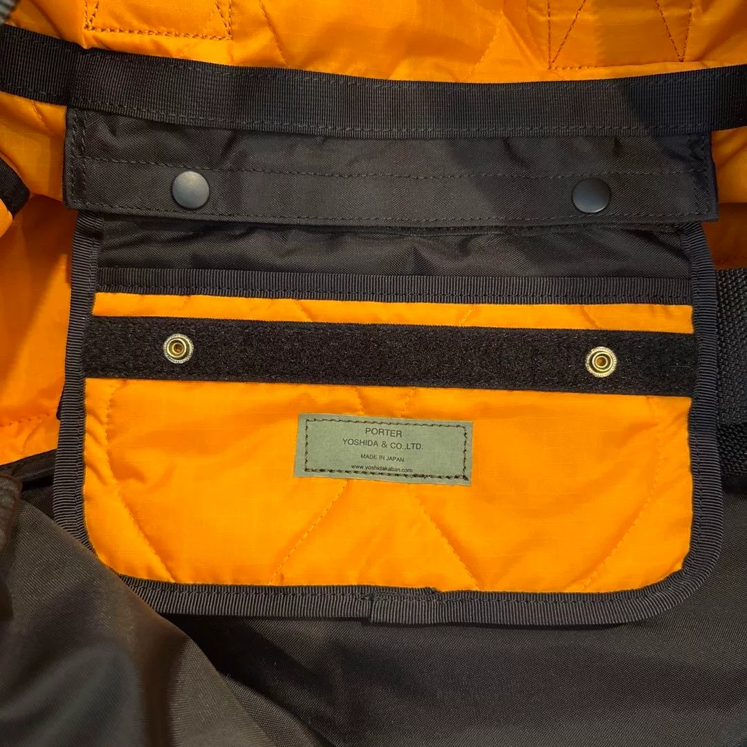 PORTER 2WAY Black Duffle Bag — label