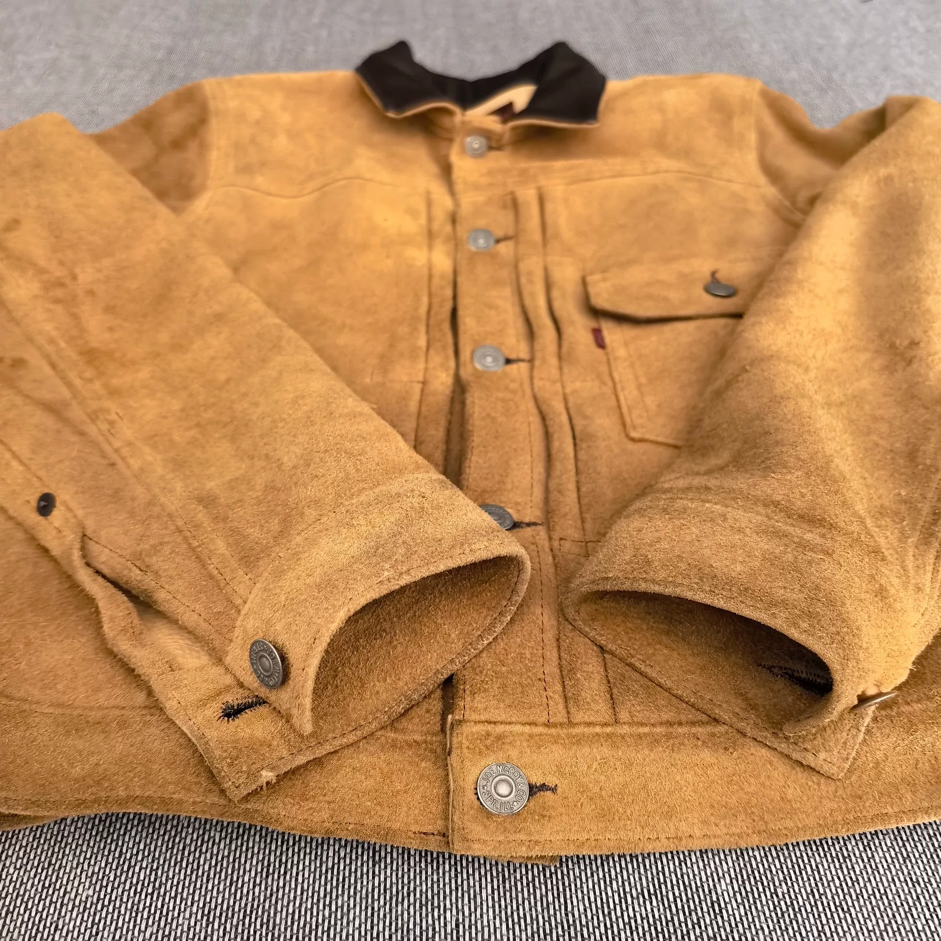 The Real Mccoys Joe Mccoy Type1 Suede Jacket — detail