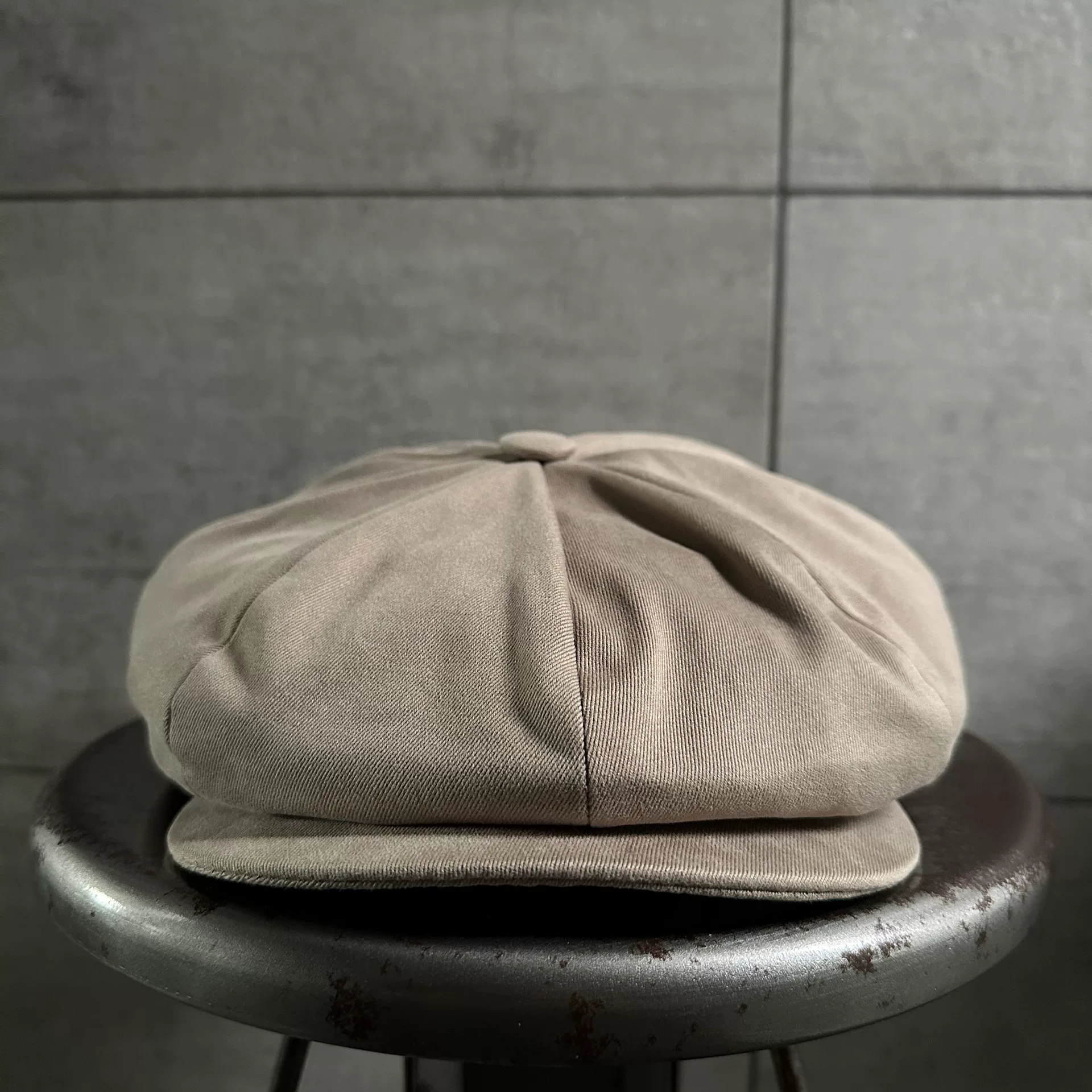 Pike Brothers 1928 Men's Cotton Canvas Newsboy Cap — detail