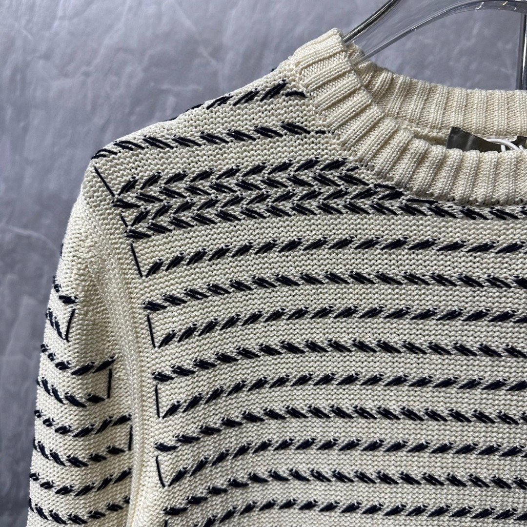 Dior Wheat Ear Knit Sweater — detail