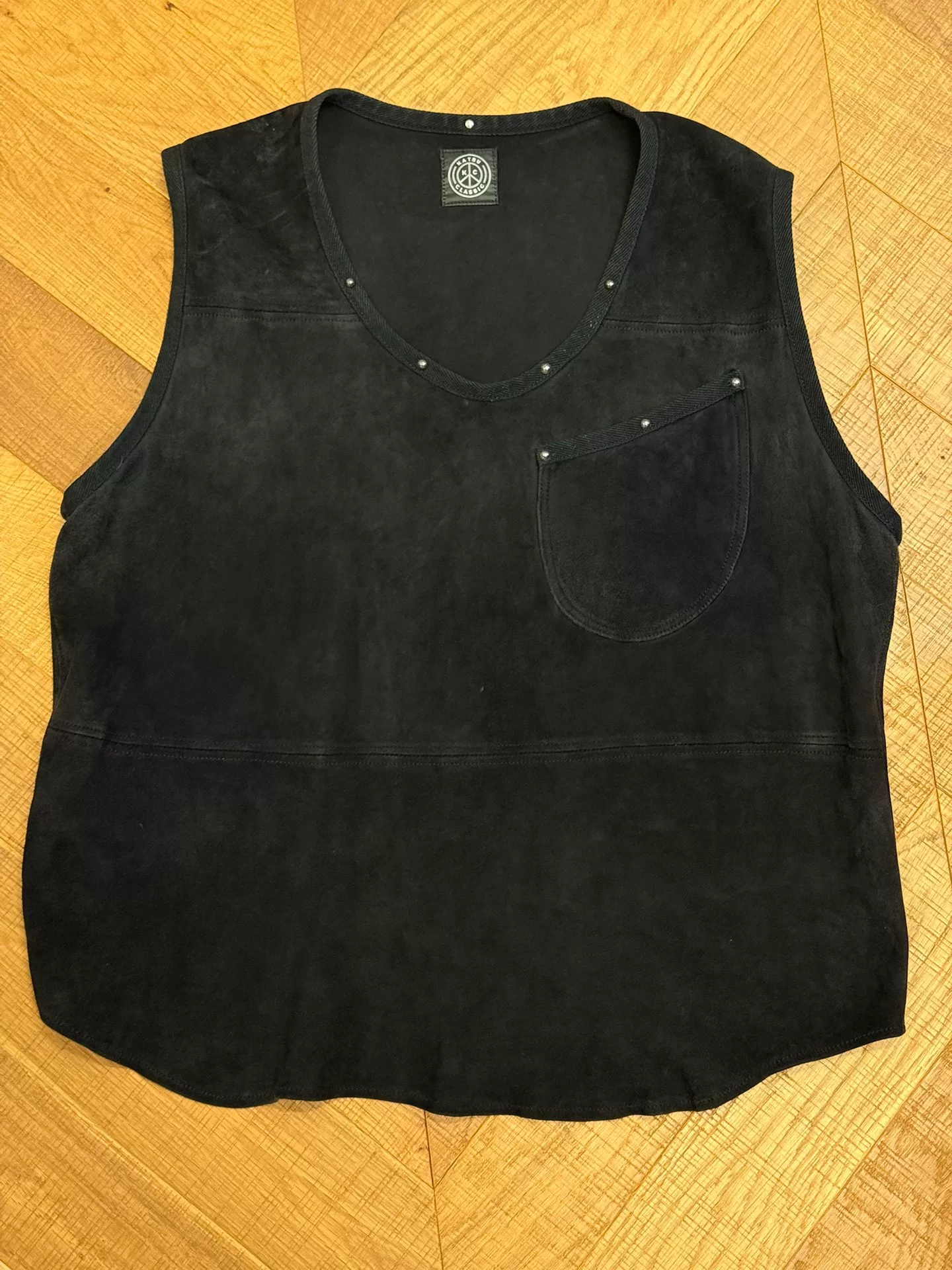 Porter Classic Sheep Suede Vest — label