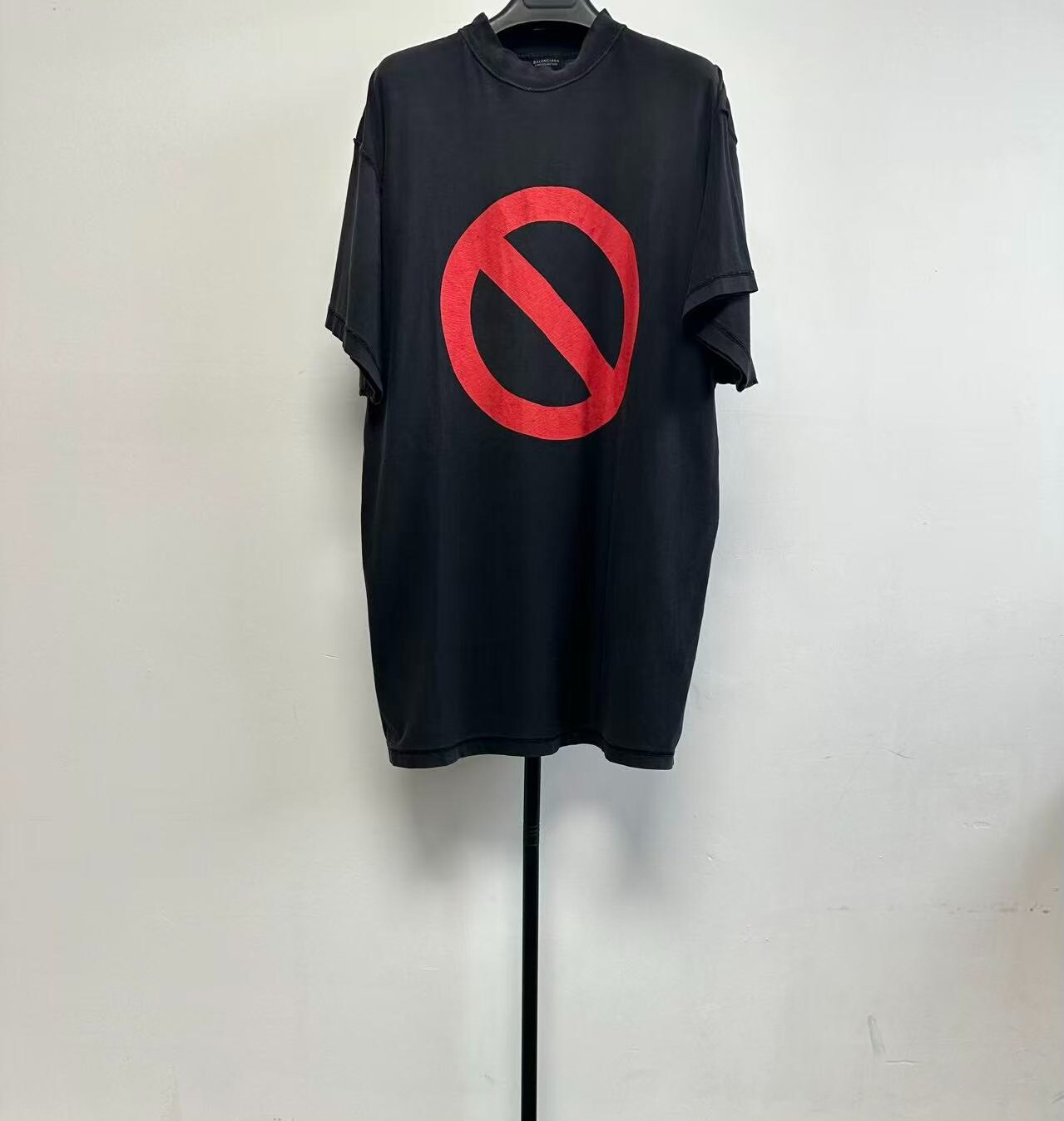 Balenciaga Red Logo Short-Sleeve Crewneck T-Shirt