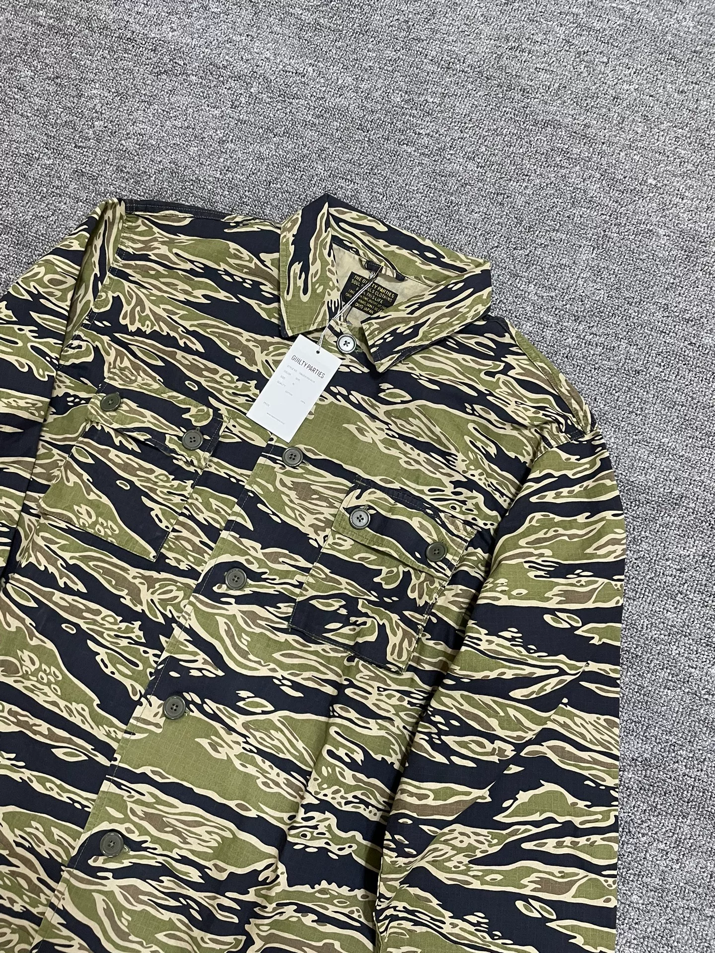 Wacko Maria Camouflage Tiger Head Jacket — detail
