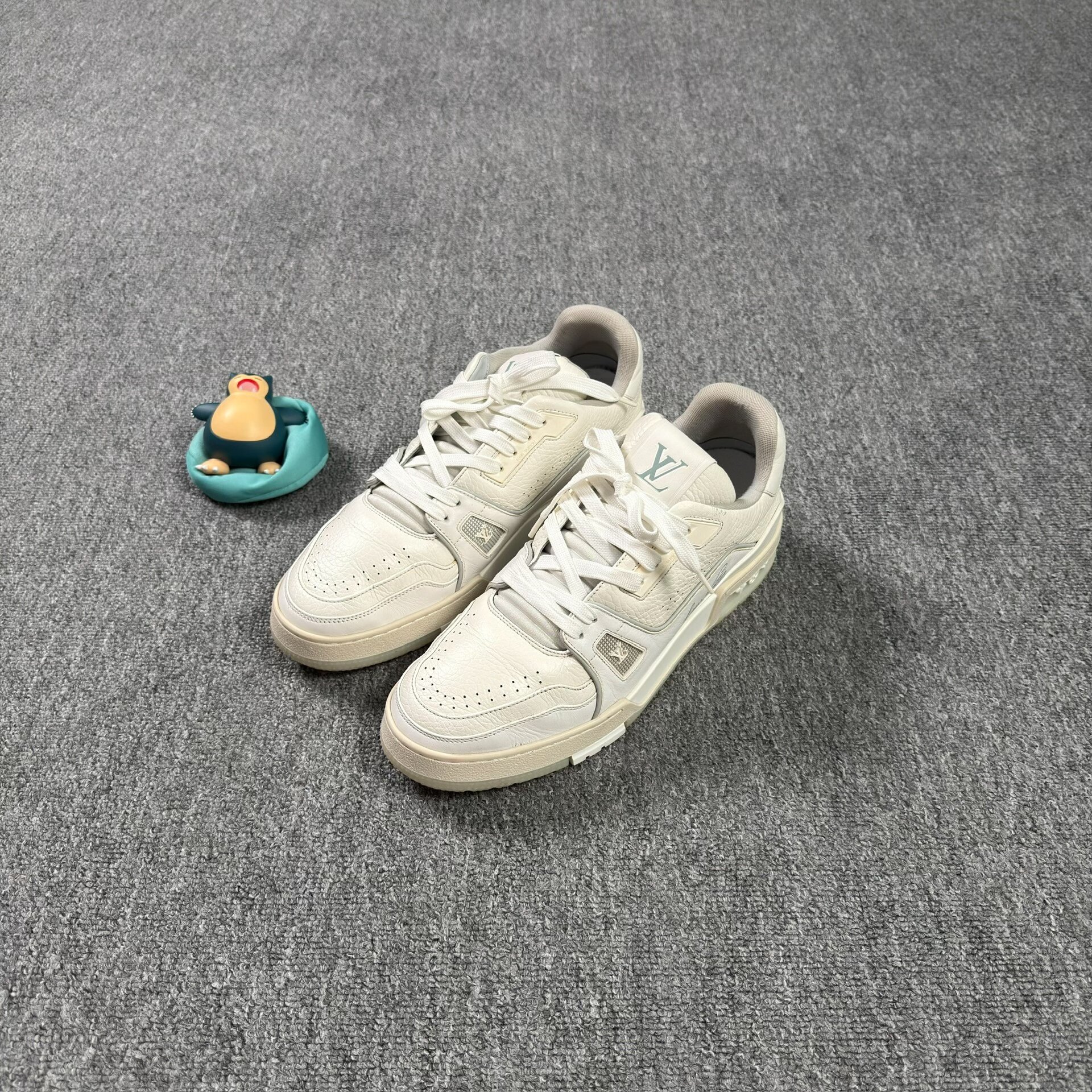 Louis Vuitton Trainer White Sneakers