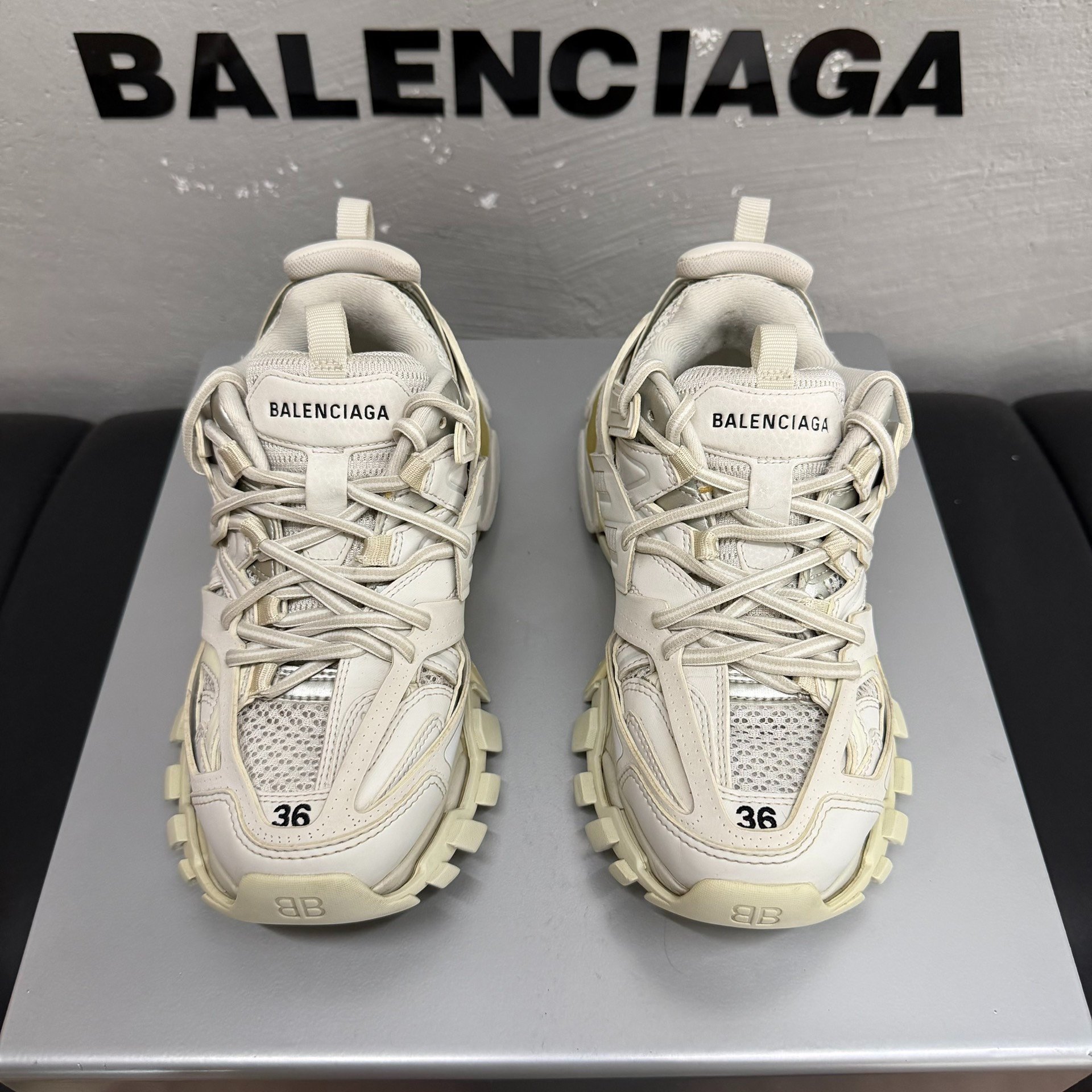 Balenciaga Track White Chunky Sneakers 36 — front