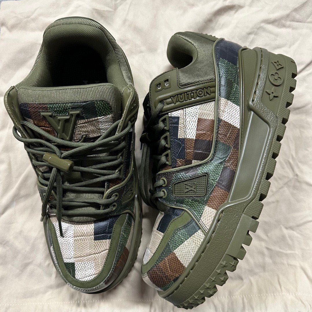 Louis Vuitton Pharrell Camo Trainer Low-Top — front