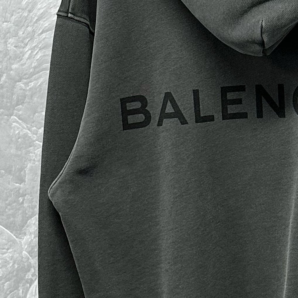 Balenciaga Back Logo Print Hoodie — detail