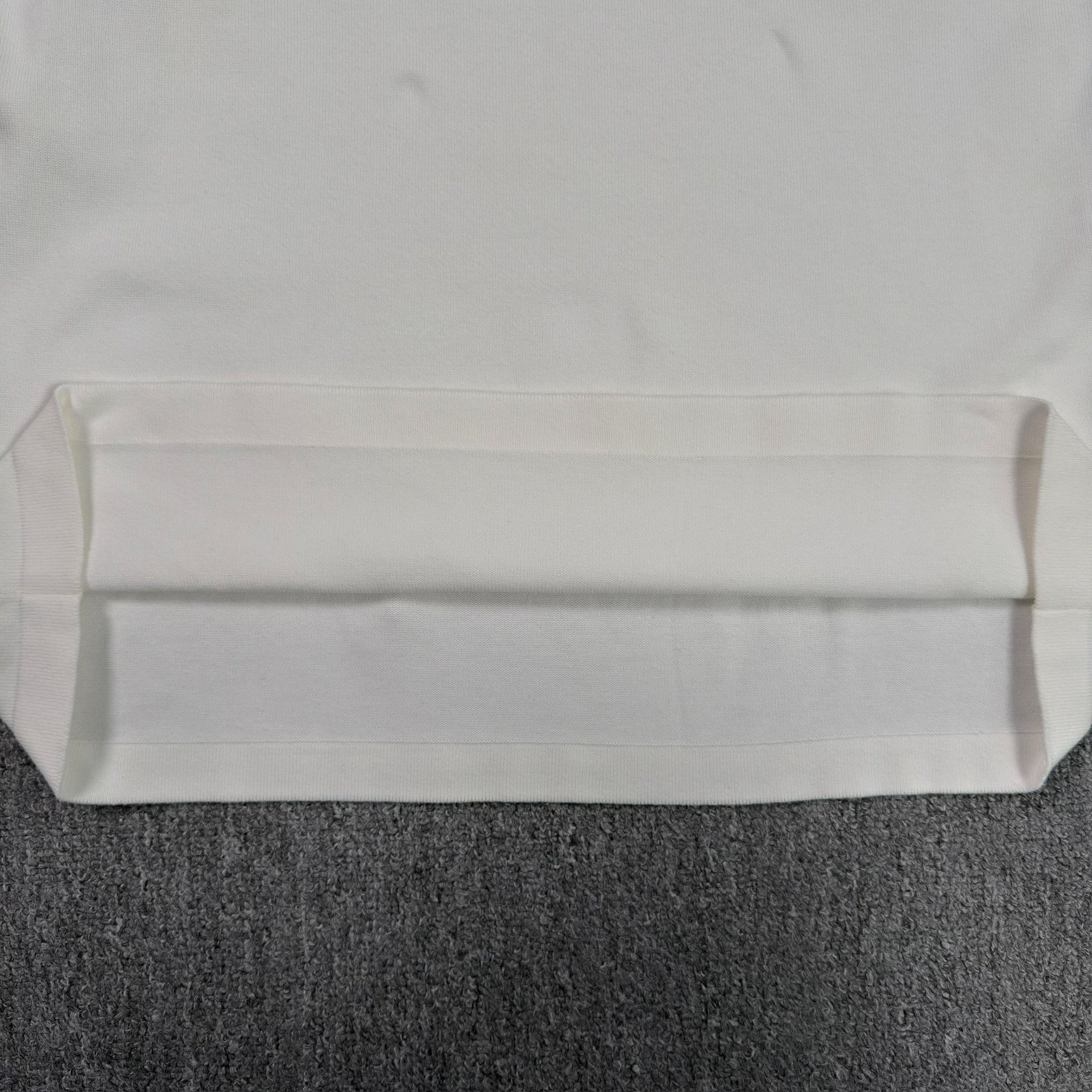 Louis Vuitton White Embroidered Logo T-shirt — label