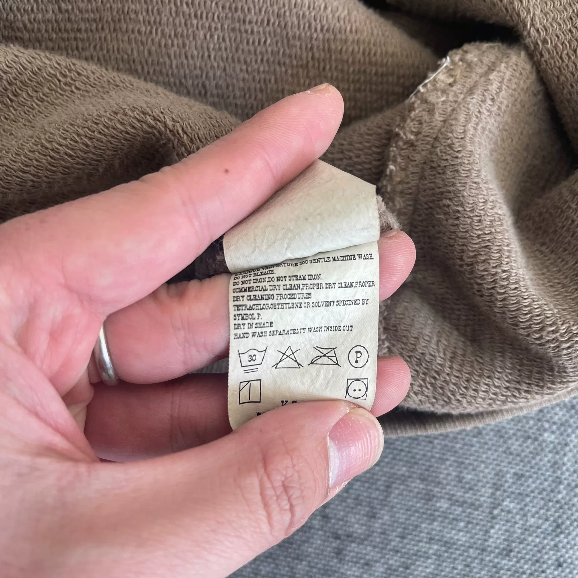 Tenderloin k7 Washed Sweatshirt — label