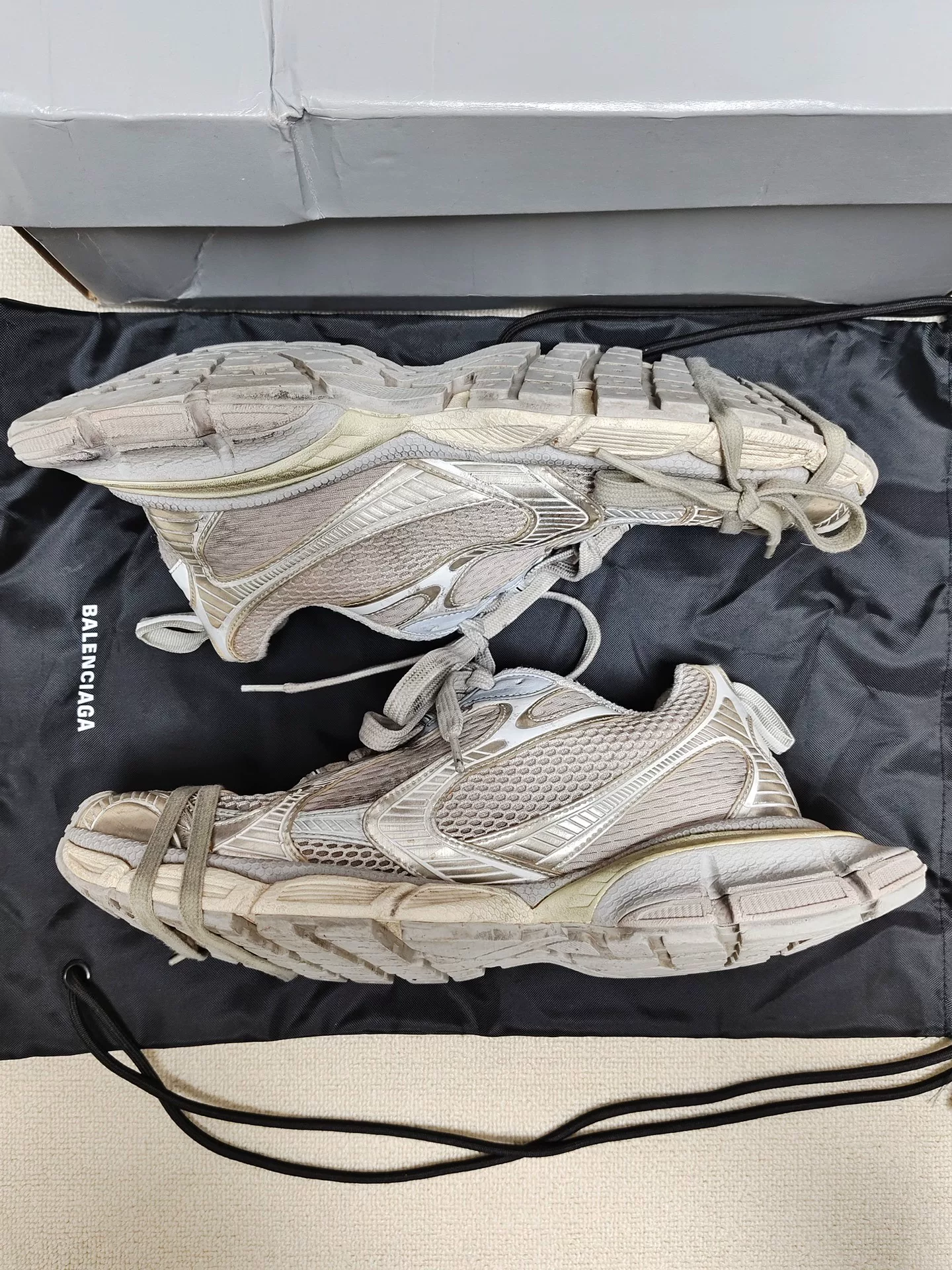 Balenciaga 3XL Low-Top Distressed Sneakers — label