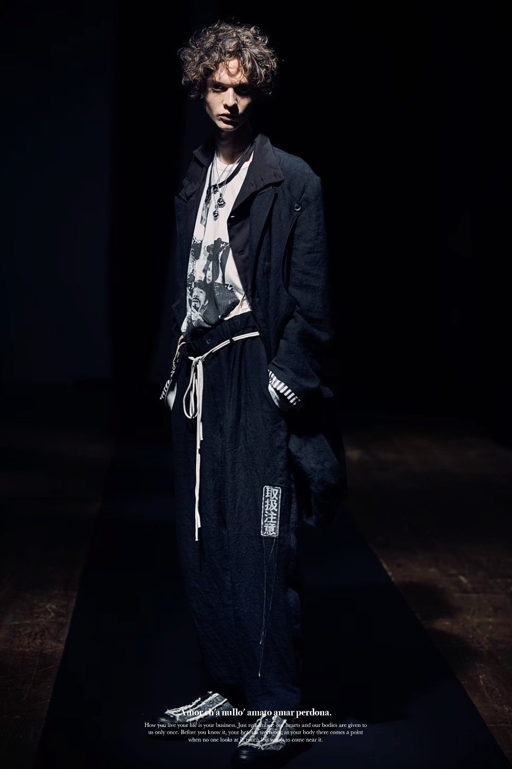 Yohji Yamamoto 21SS Asymmetrical Linen Coat — detail