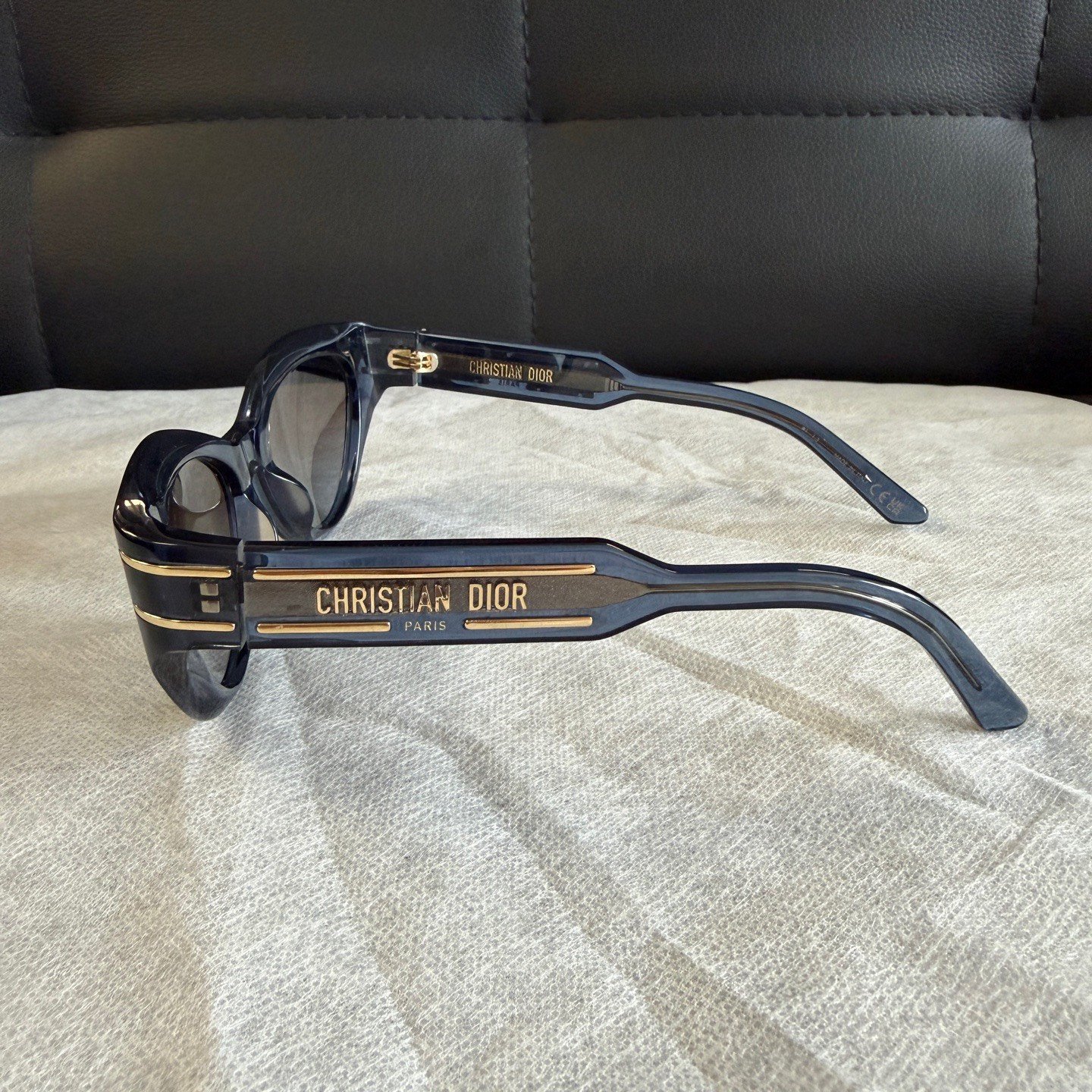 Dior Logo Letter Acetate Irregular Sunglasses Black — label