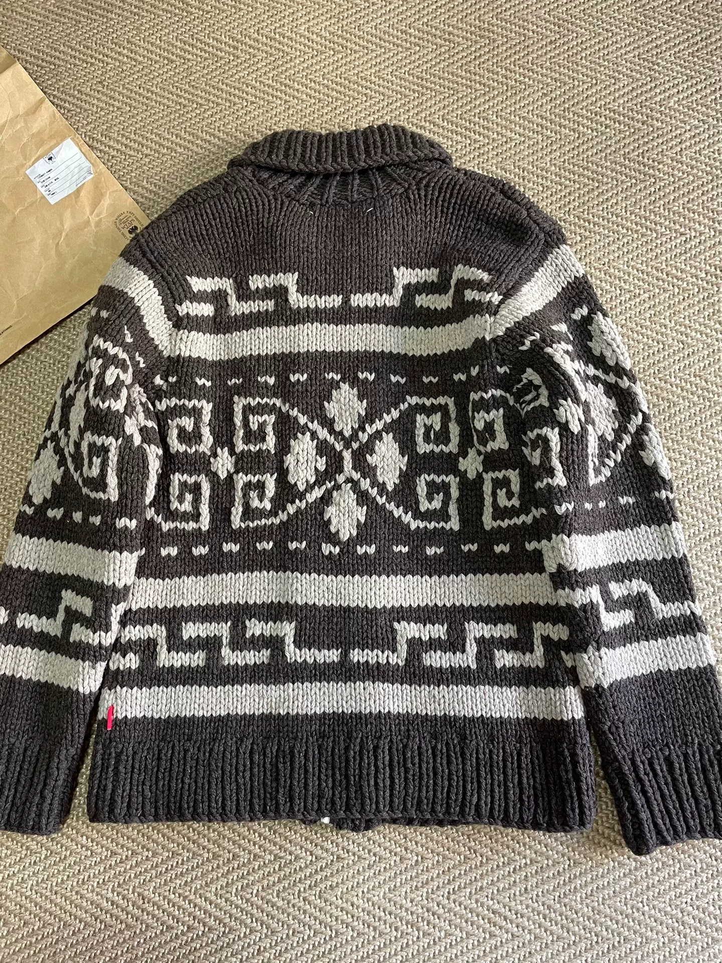 WTAPS Cowichan Wool Sweater 13AW — label