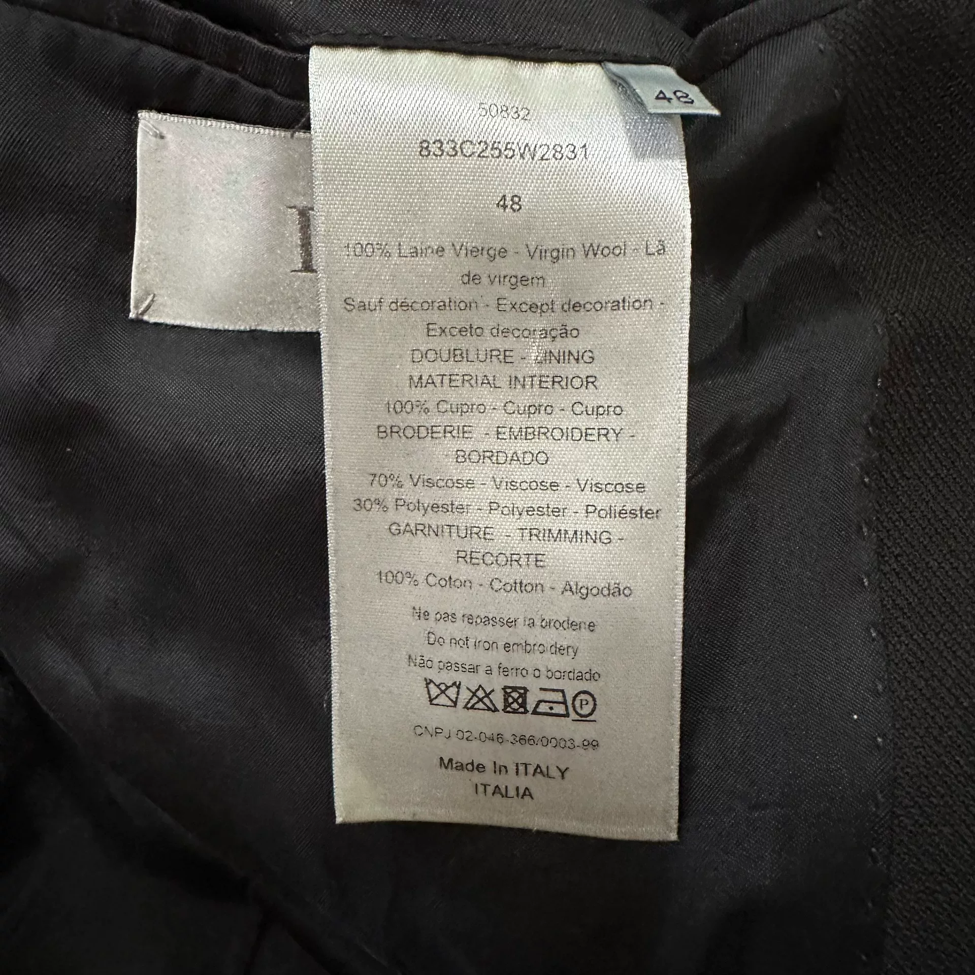 Dior Homme 18FW Totem Embroidery Blazer — label