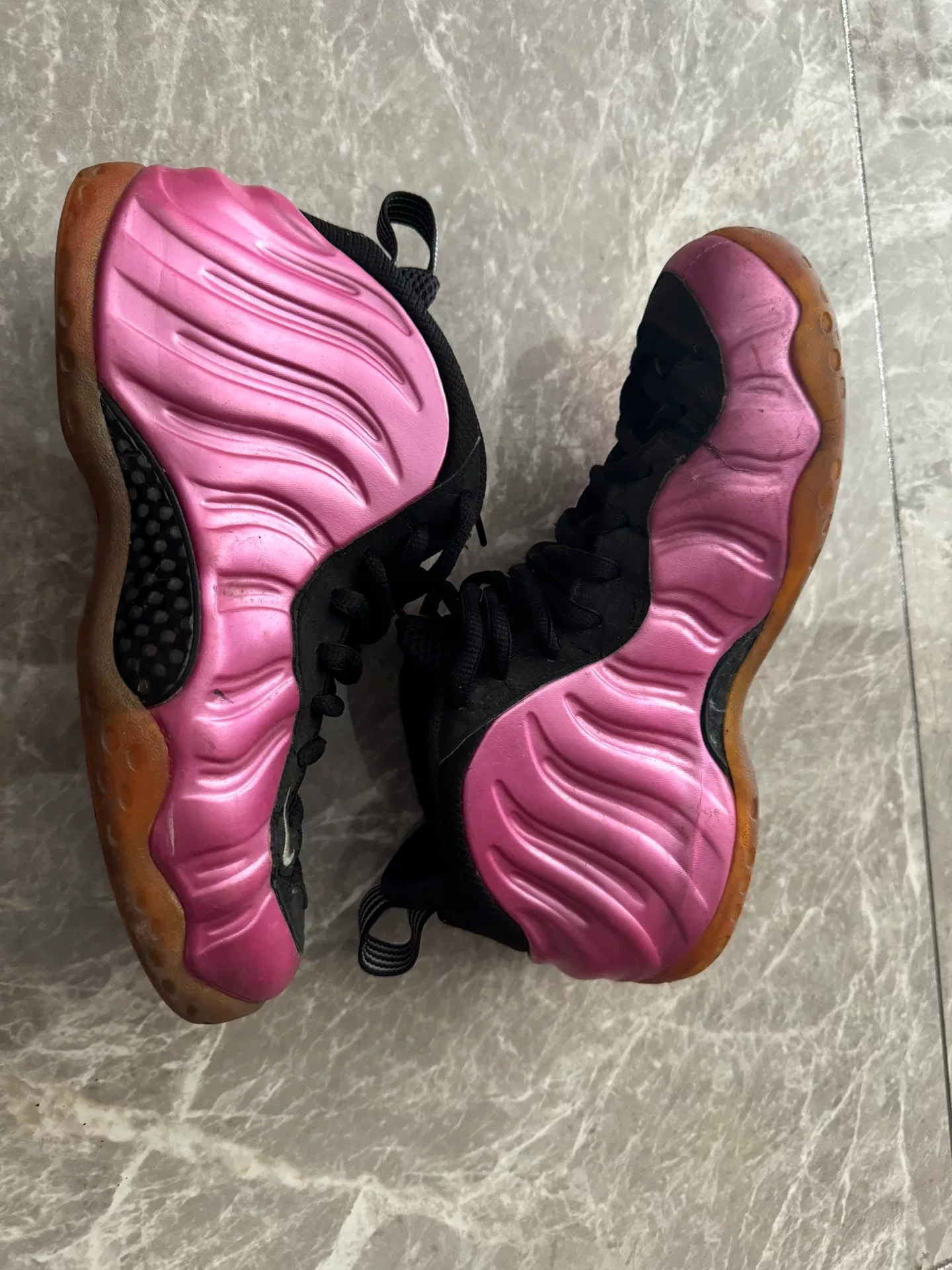 Nike Pink Foamposite Original Size 41 — detail